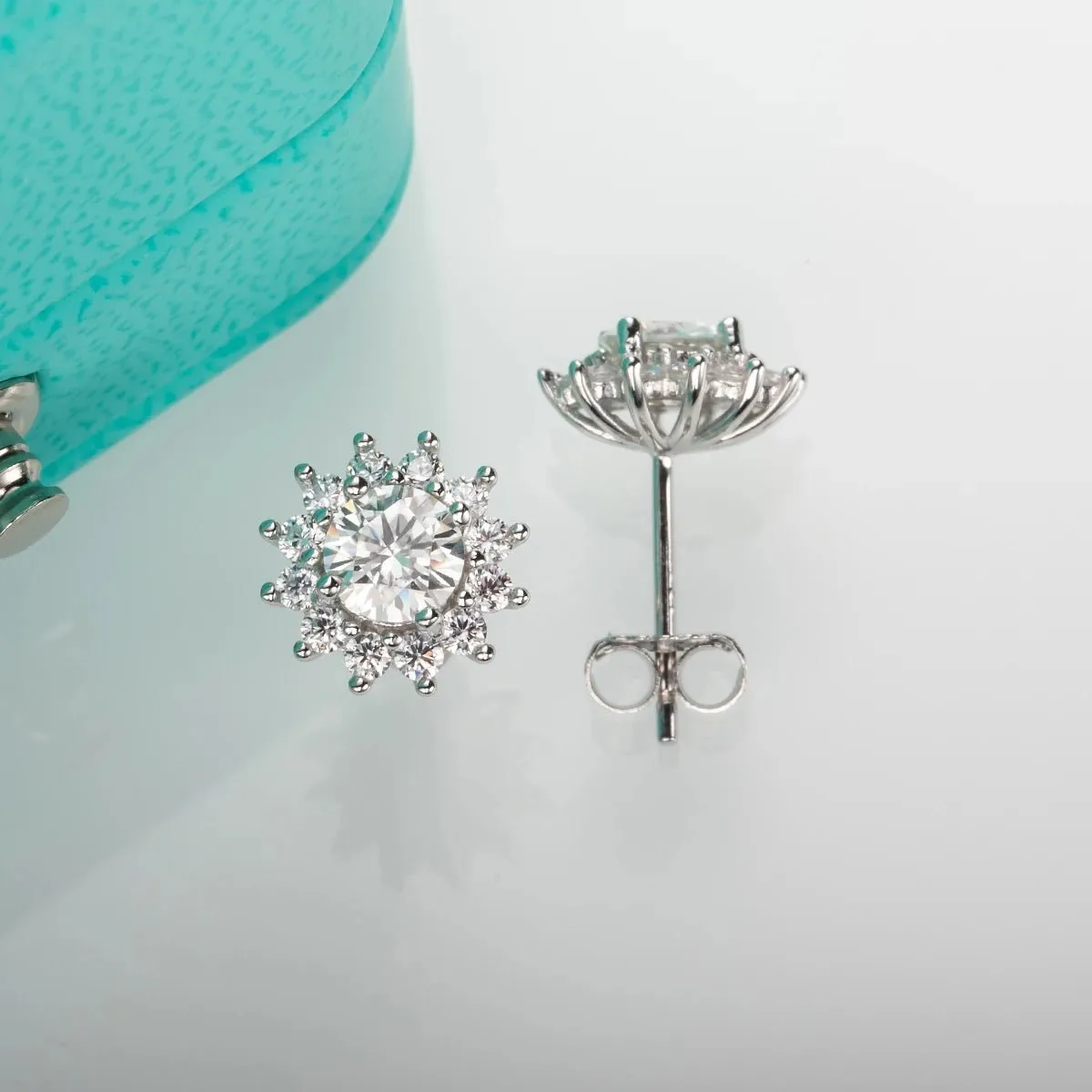 1.0 Ctw Diamond Sunflower Stud Earrings