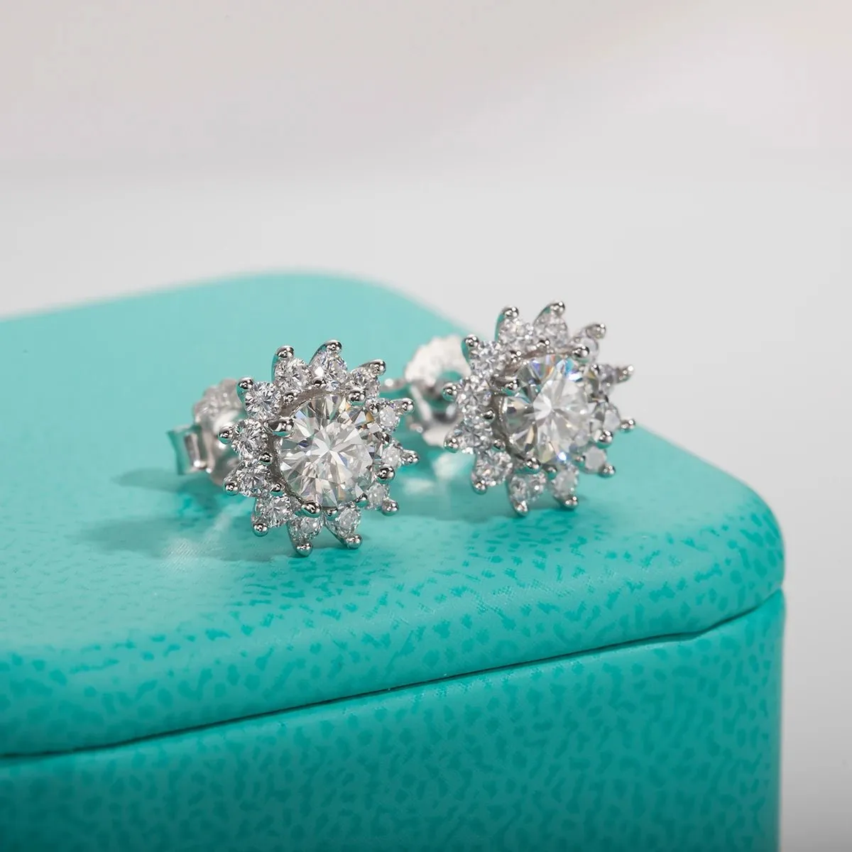 1.0 Ctw Diamond Sunflower Stud Earrings
