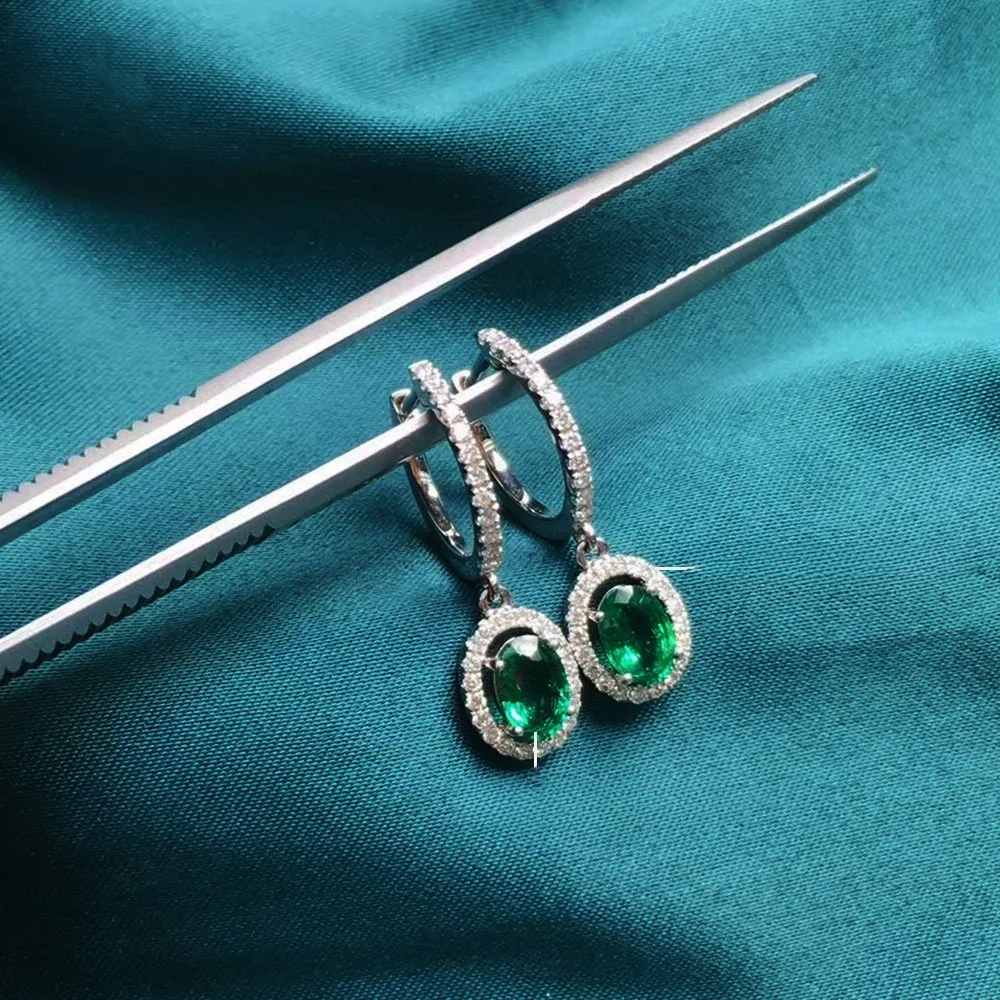 1.3ct Emerald Earrings
