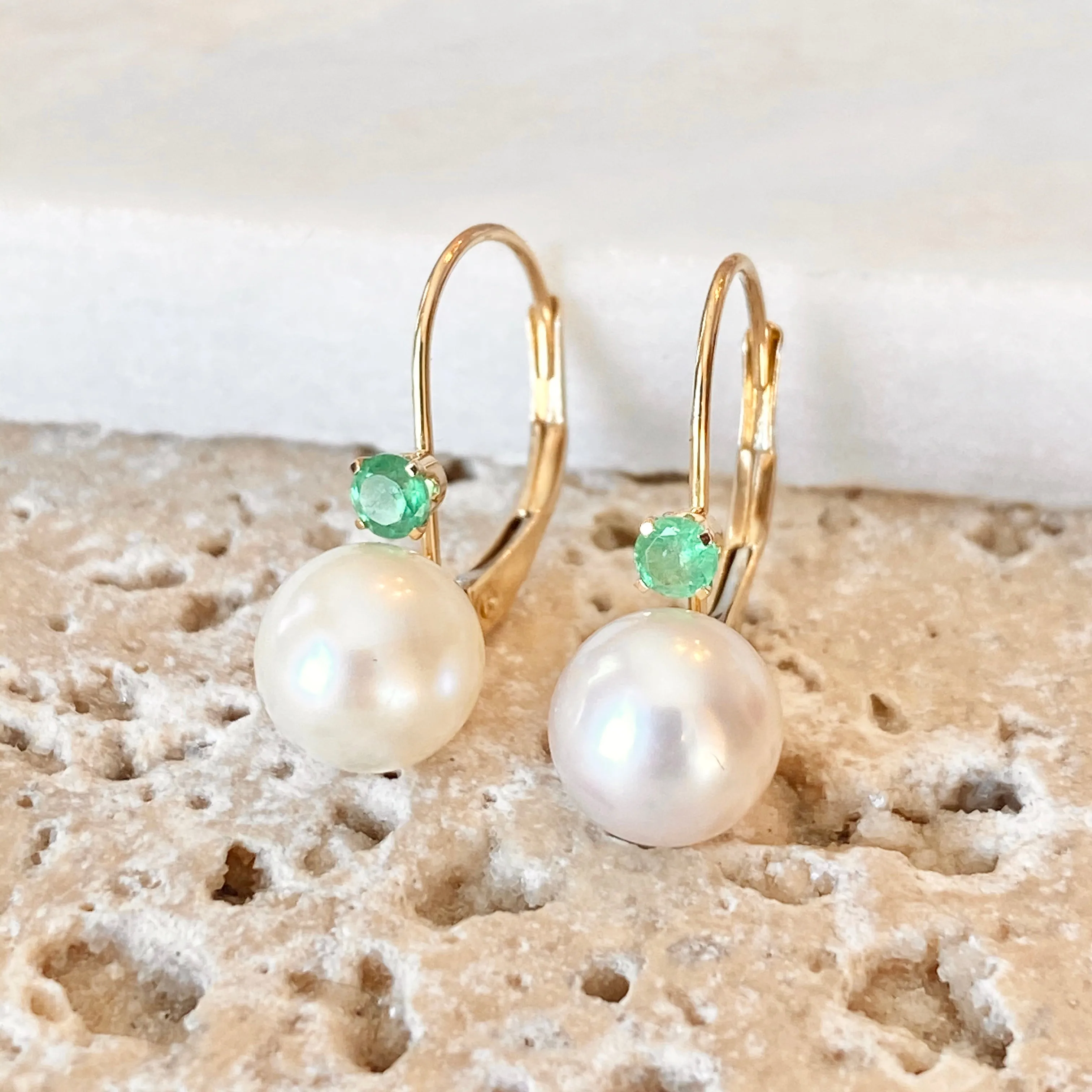14KT Yellow Gold Emerald   Freshwater Pearl Lever Back Earrings