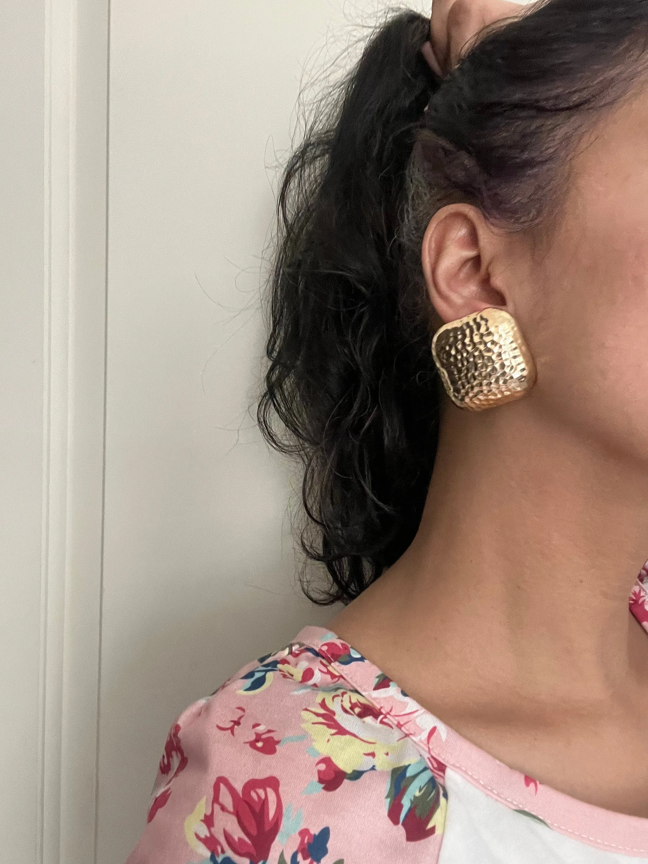 Big gold earrings square  , gold studs large brushed metal earring , gold stud earring , retro gold earrings , chunky gold studs big