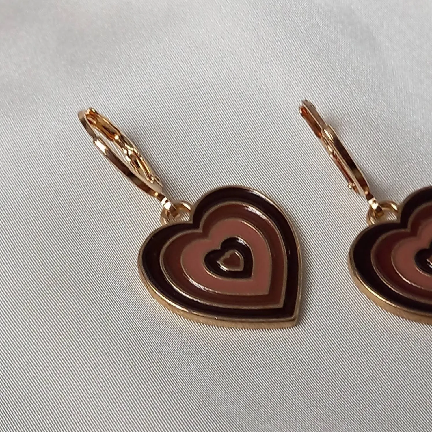 Brown & Gold Retro Heart Drop Earrings -  70's Style Earrings, Vintage Style, Hanging Jewellery,Accessories,Brown Jewellery,Gold Earrings