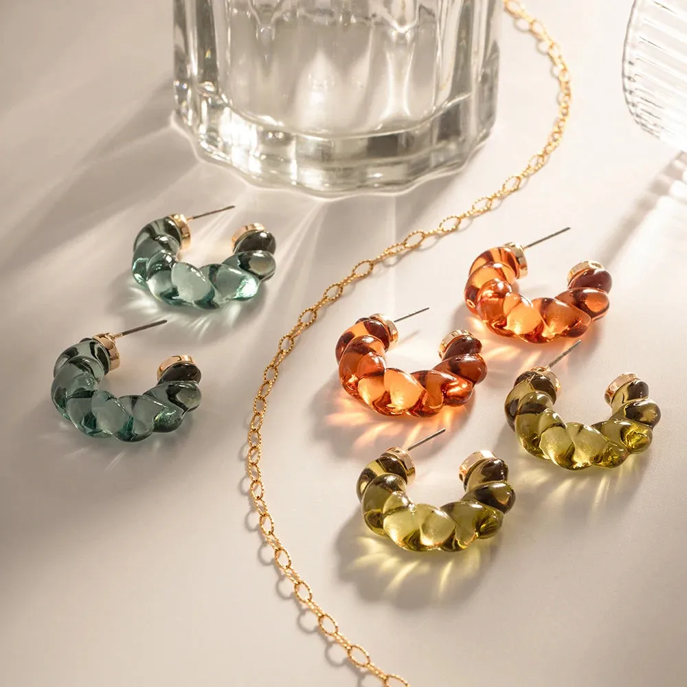 Chic Resin Twist Hoop Earrings - Stylish C-Shaped Earrings