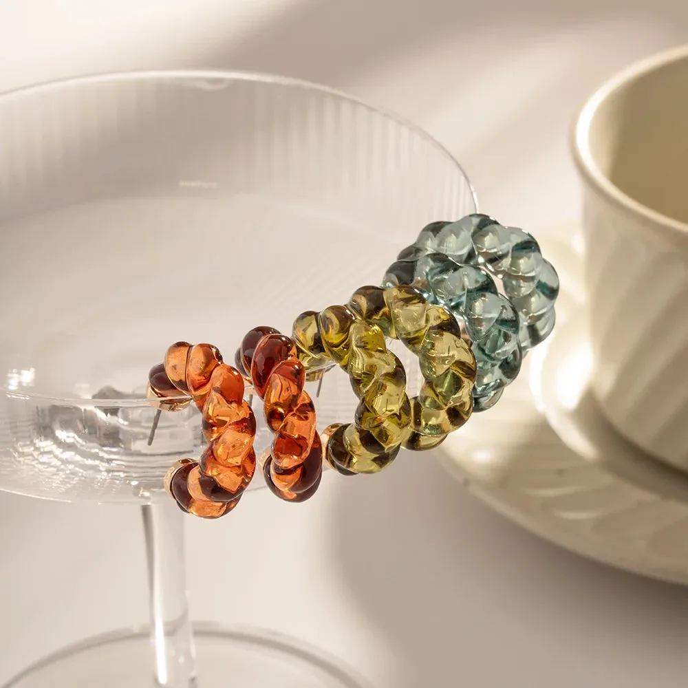 Chic Resin Twist Hoop Earrings - Stylish C-Shaped Earrings