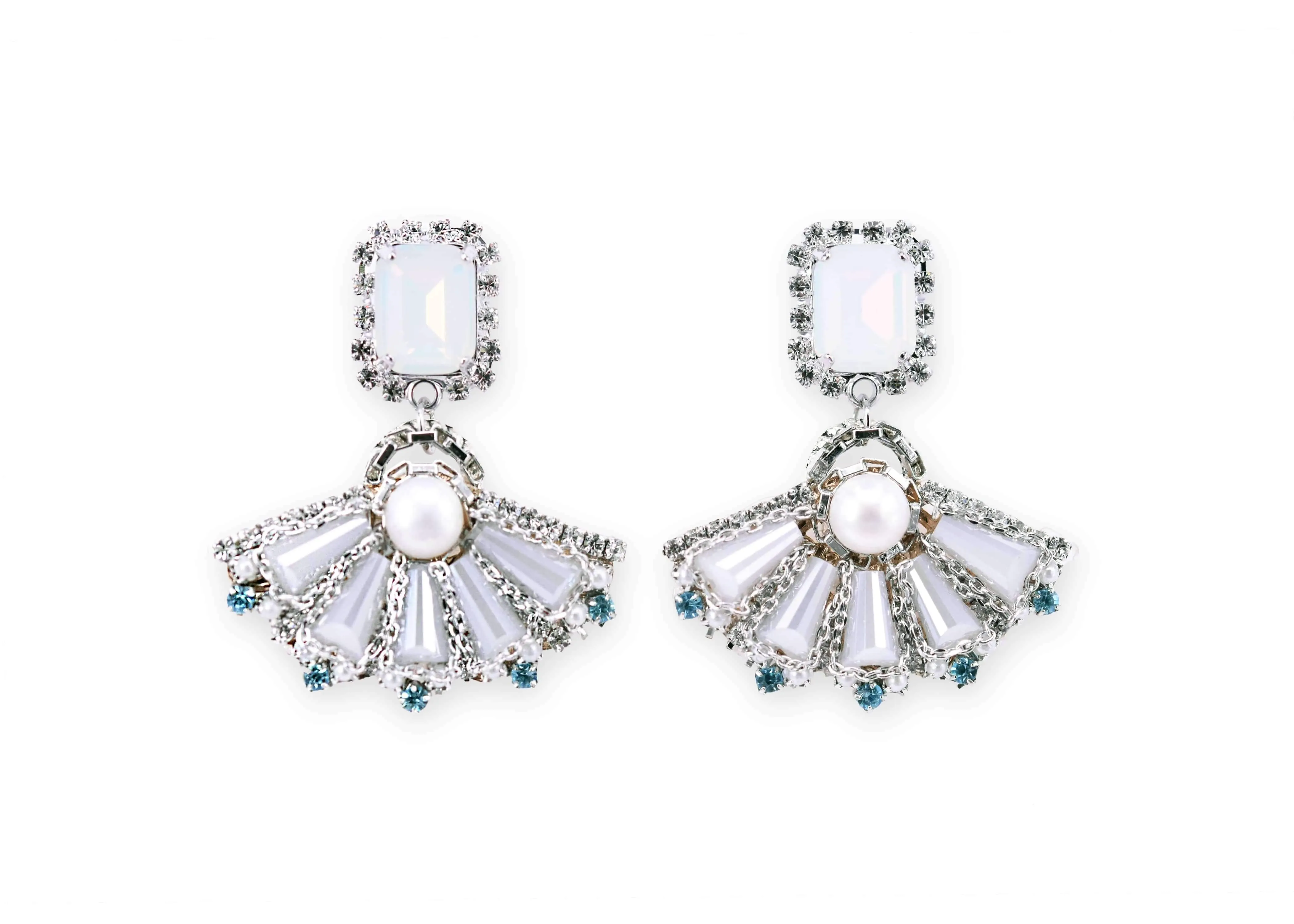 Cubic fan shaped earrings