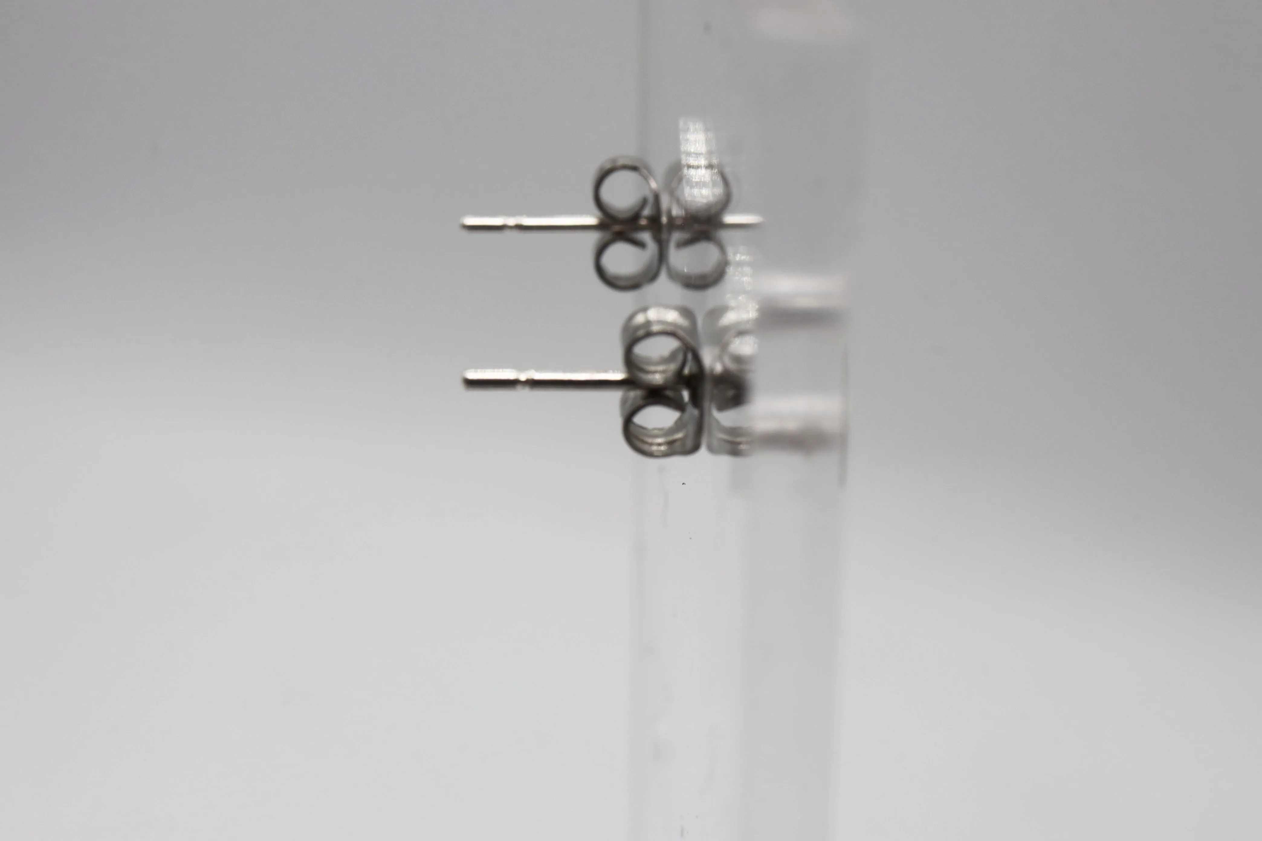 D20 Stud Earrings: Green