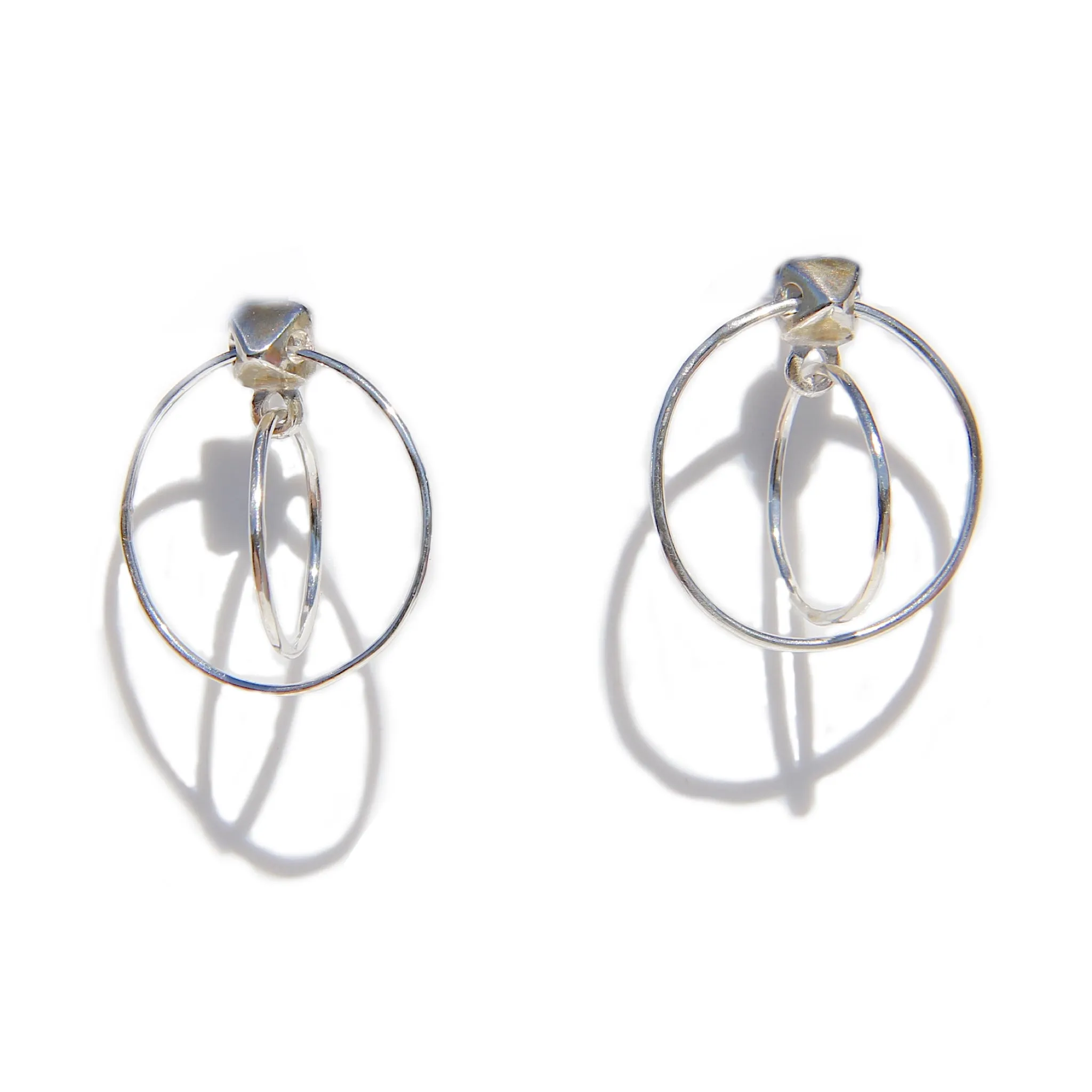 Double Hoop Pyramids