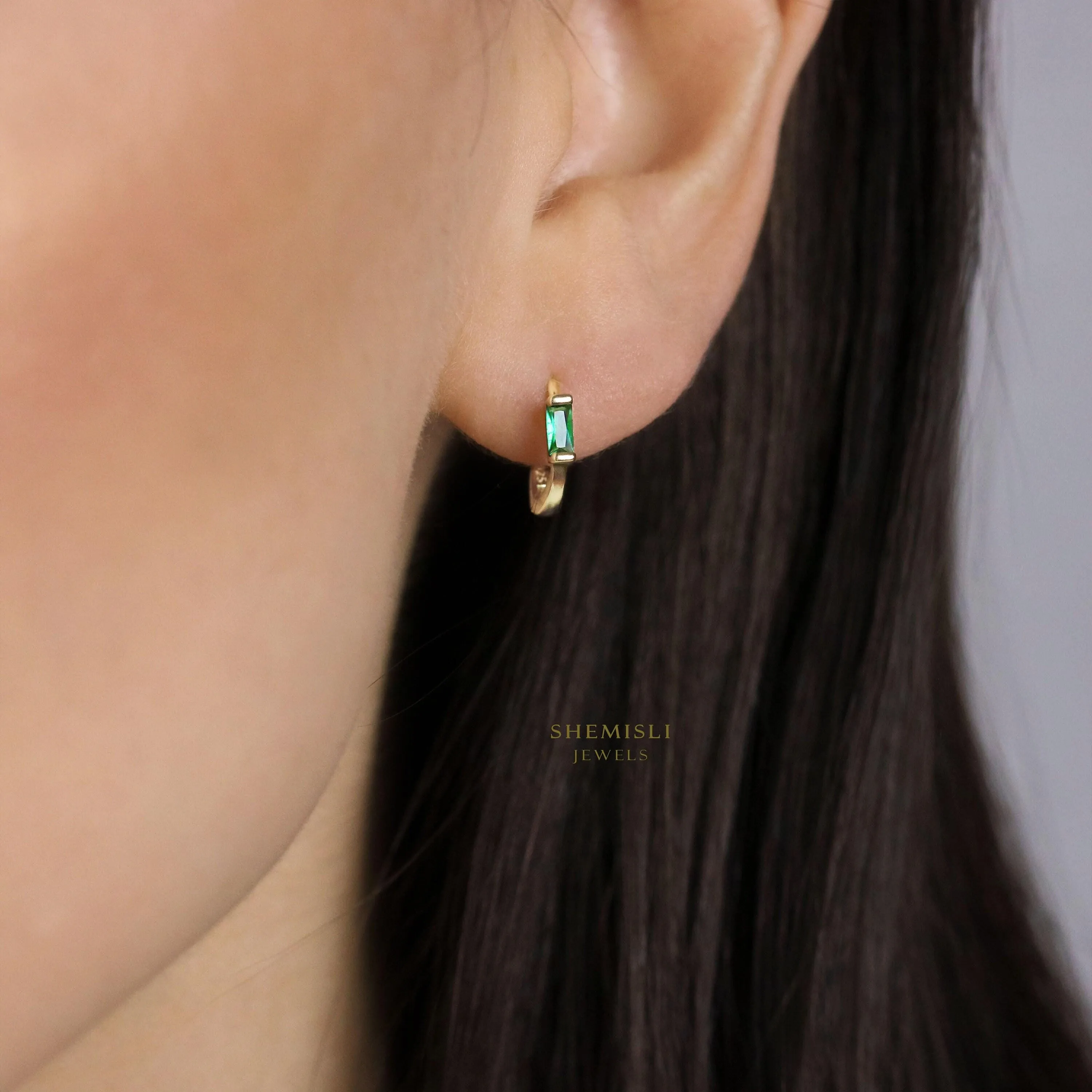 Emerald Baguette Hoop Earring, Unisex, Gold, Silver SHEMISLI SH260