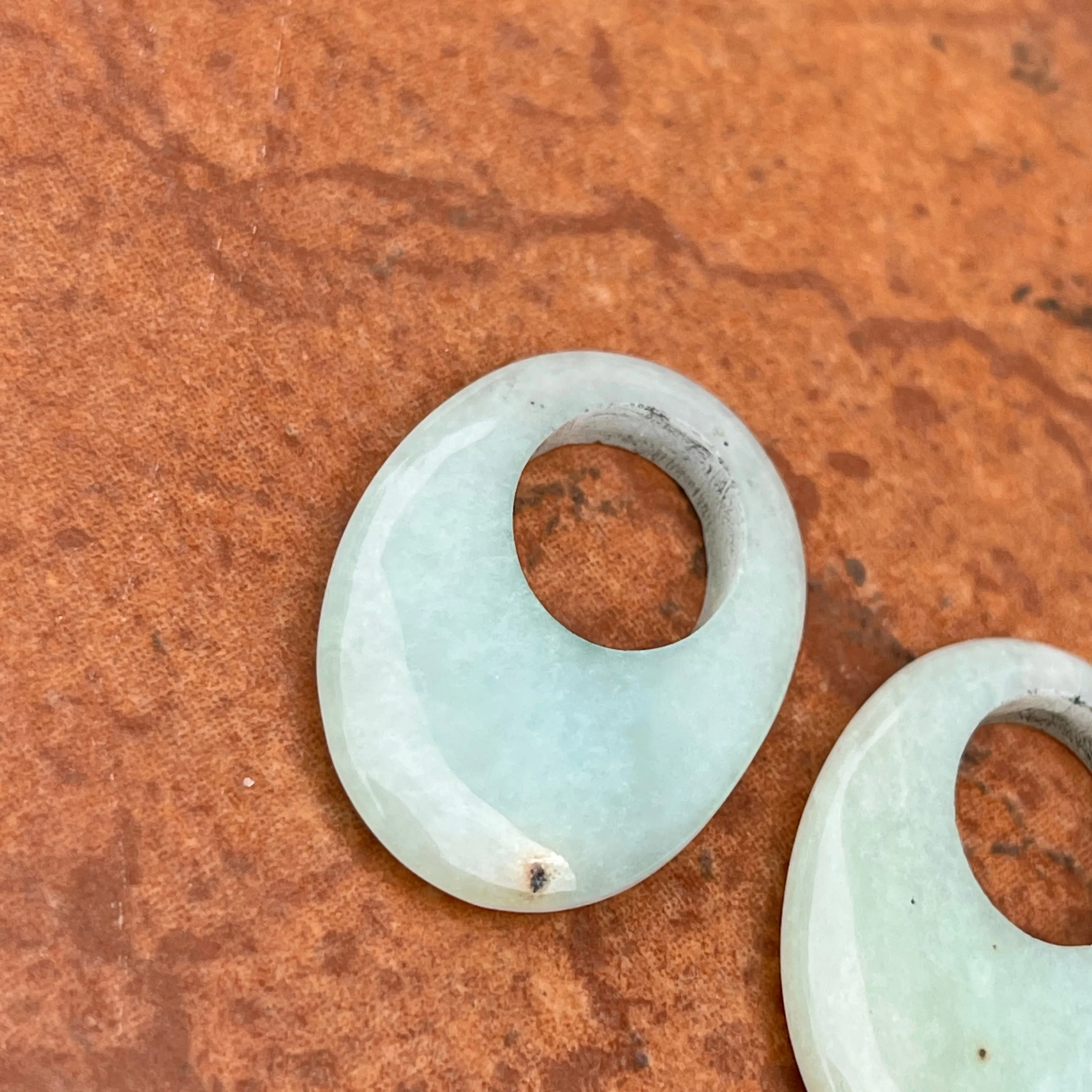 Estate Genuine Pale Serpentine Jade Oval Disc Gemstone Earring Charms