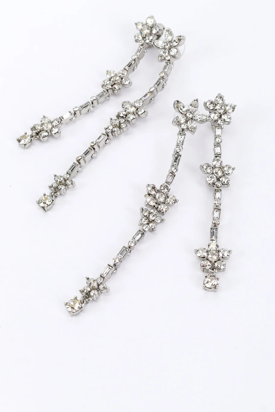 Floral Rhinestone Earlobe Drop Earrings