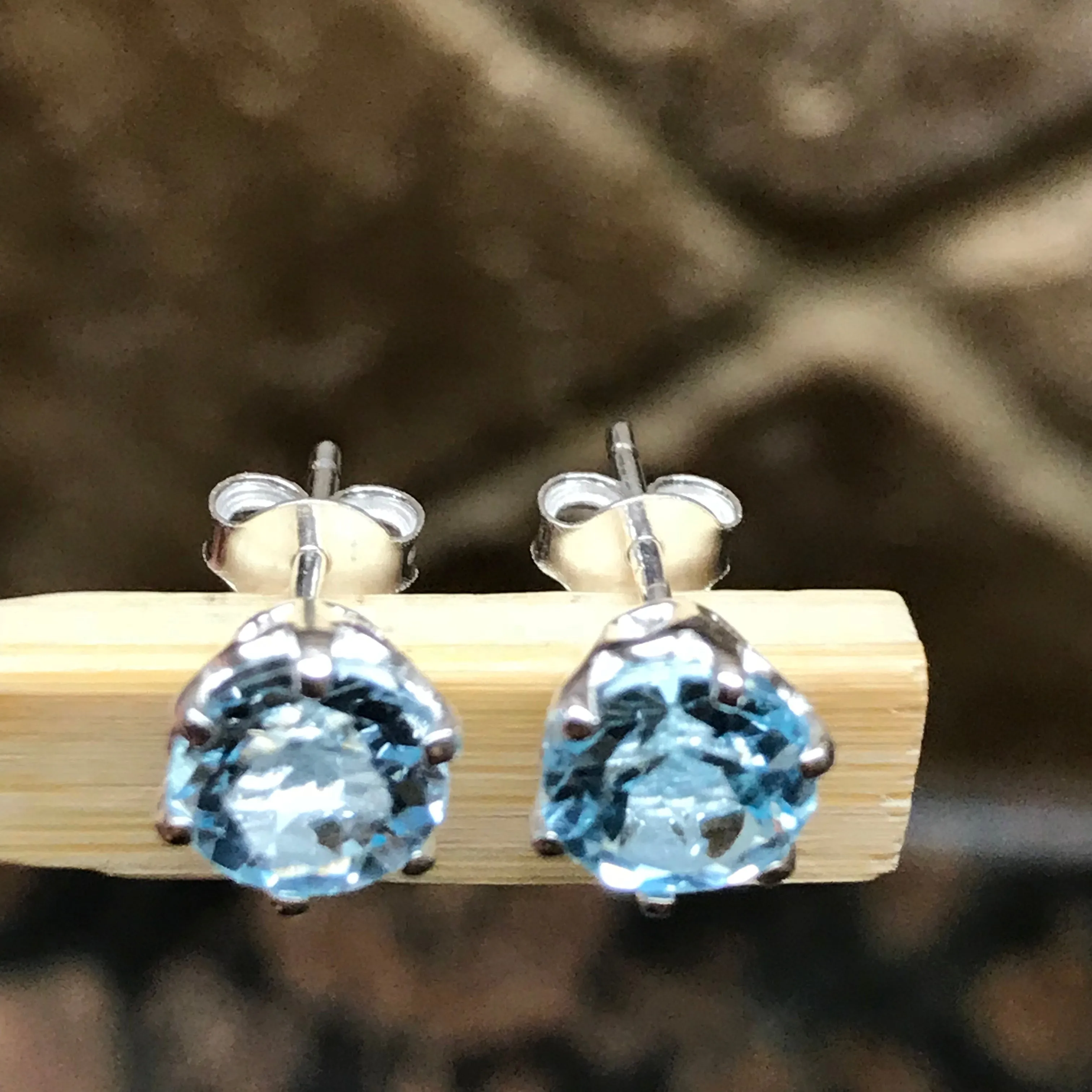 Genuine 2ct Blue Topaz 925 Solid Sterling Silver Stud Earrings 7mm