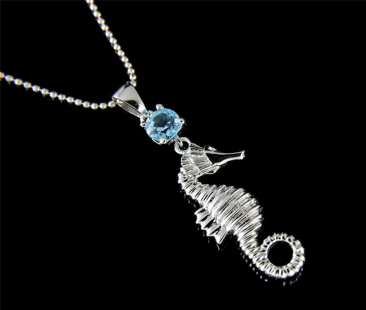 GENUINE BLUE TOPAZ SILVER 925 HAWAIIAN SEAHORSE PENDANT EARRINGS SET