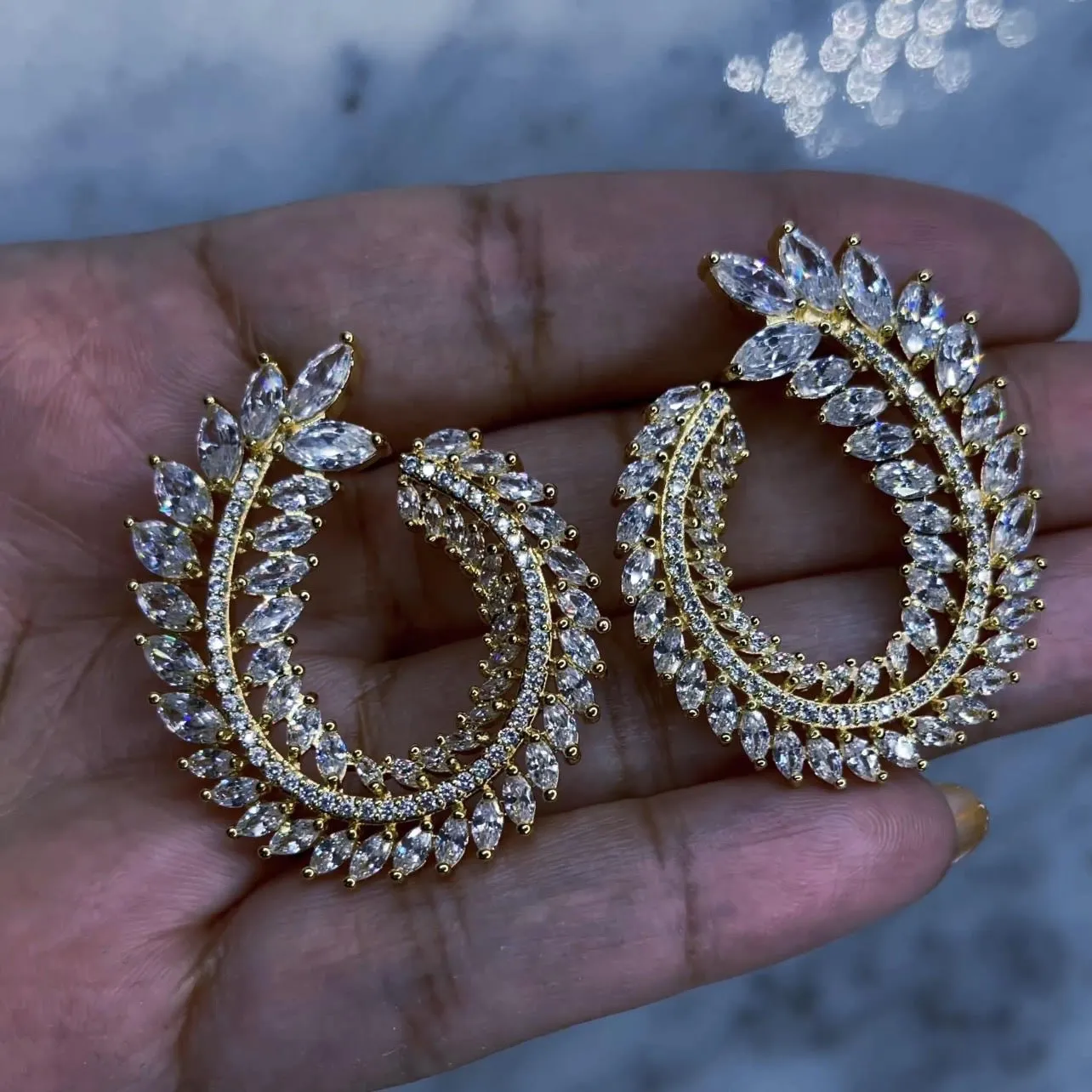 Hoja - Diamond Earrings (Gold)