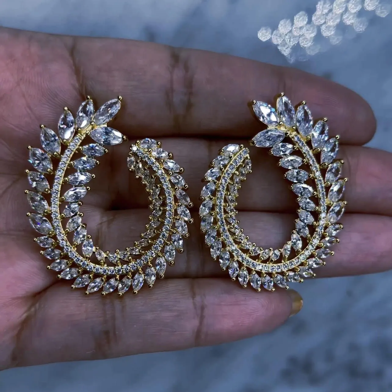 Hoja - Diamond Earrings (Gold)