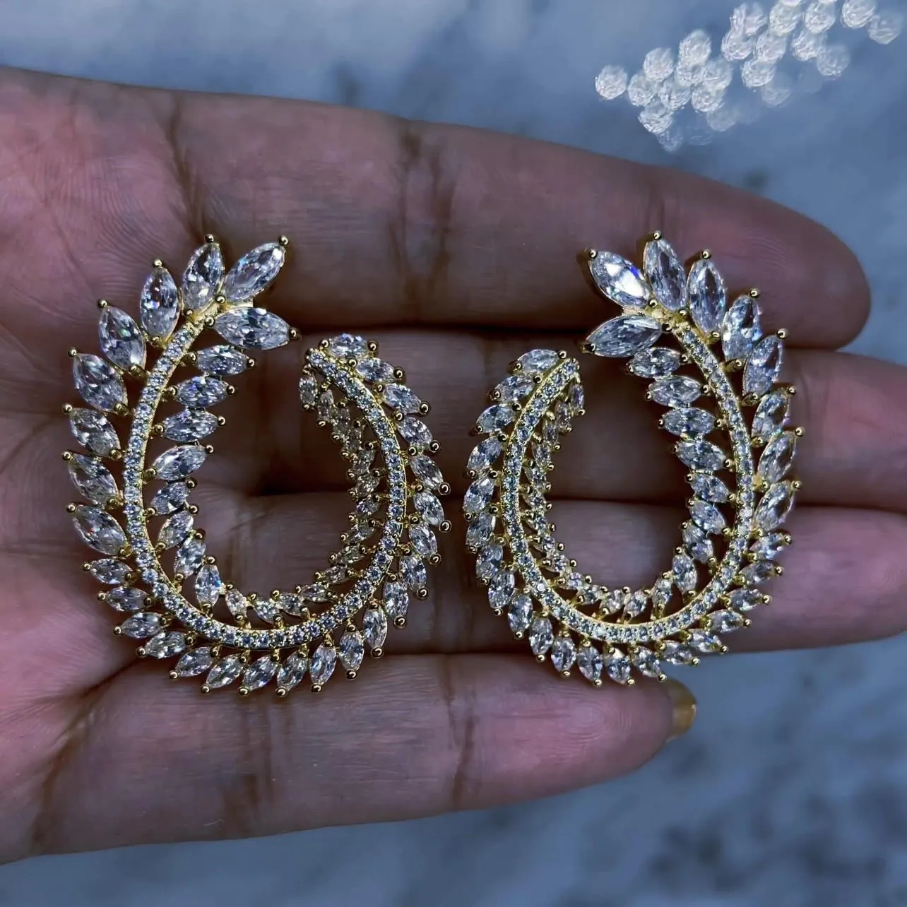 Hoja - Diamond Earrings (Gold)