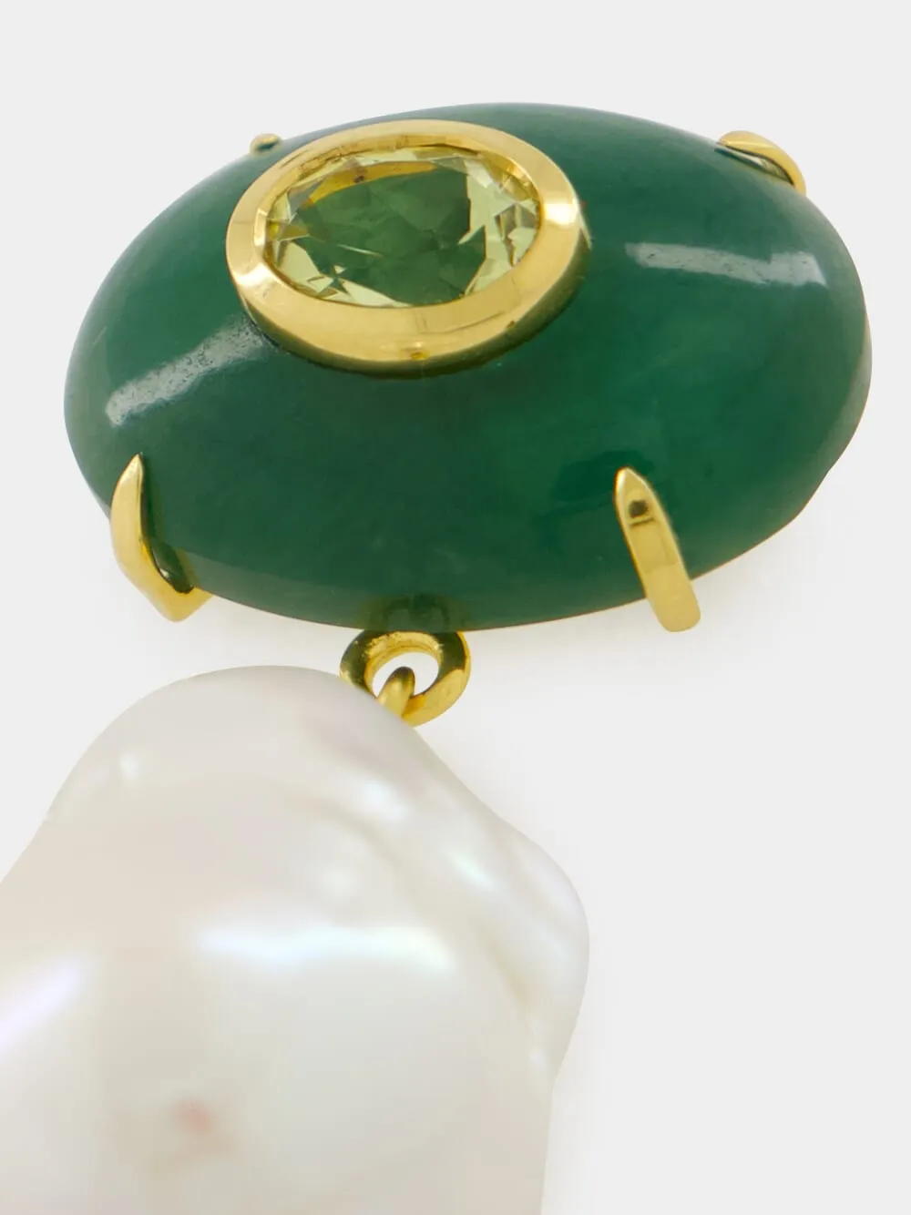 Jade Plaza Pearl Earrings