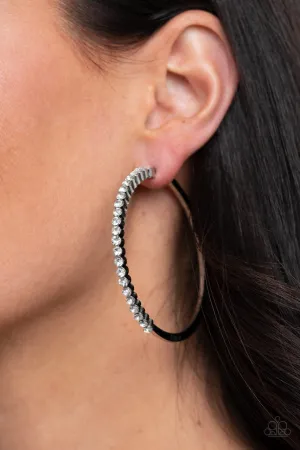 Making Rounds White Paparazzi Earrings