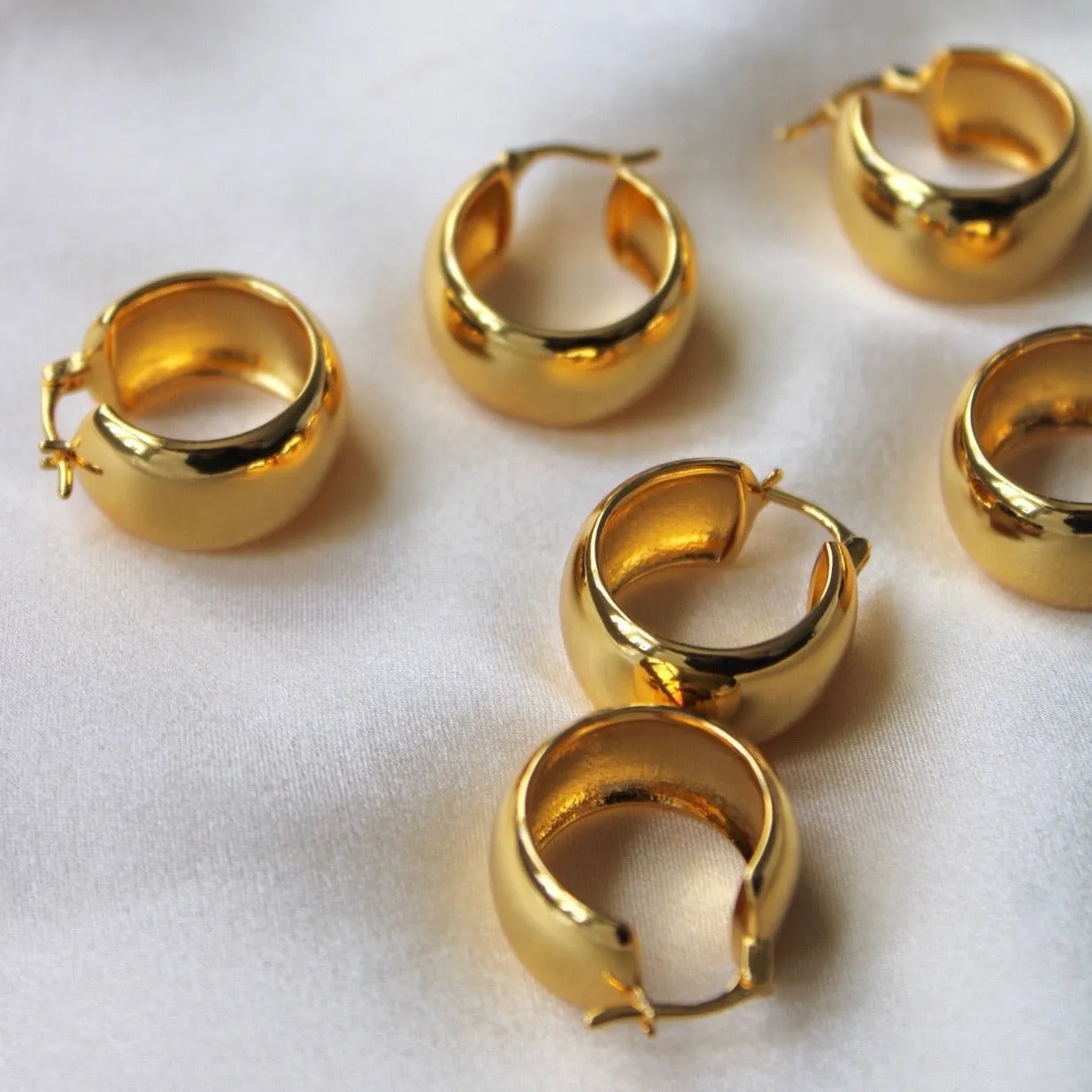 Maxwell Chubby Chunky Hoop Earrings