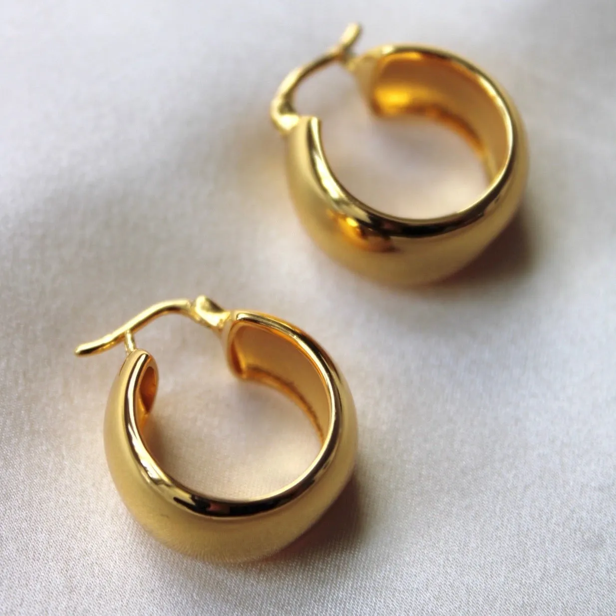 Maxwell Chubby Chunky Hoop Earrings