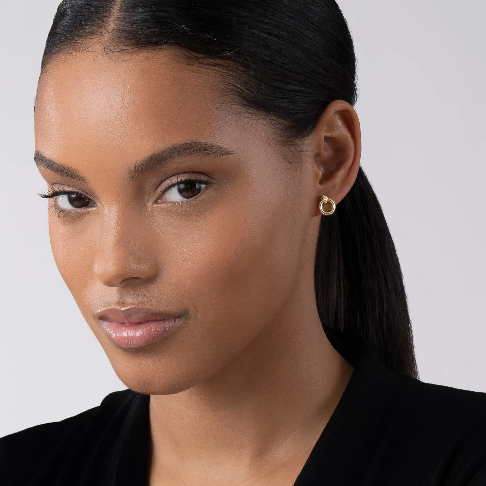 Meridian 18K Gold Circle Stud Earrings