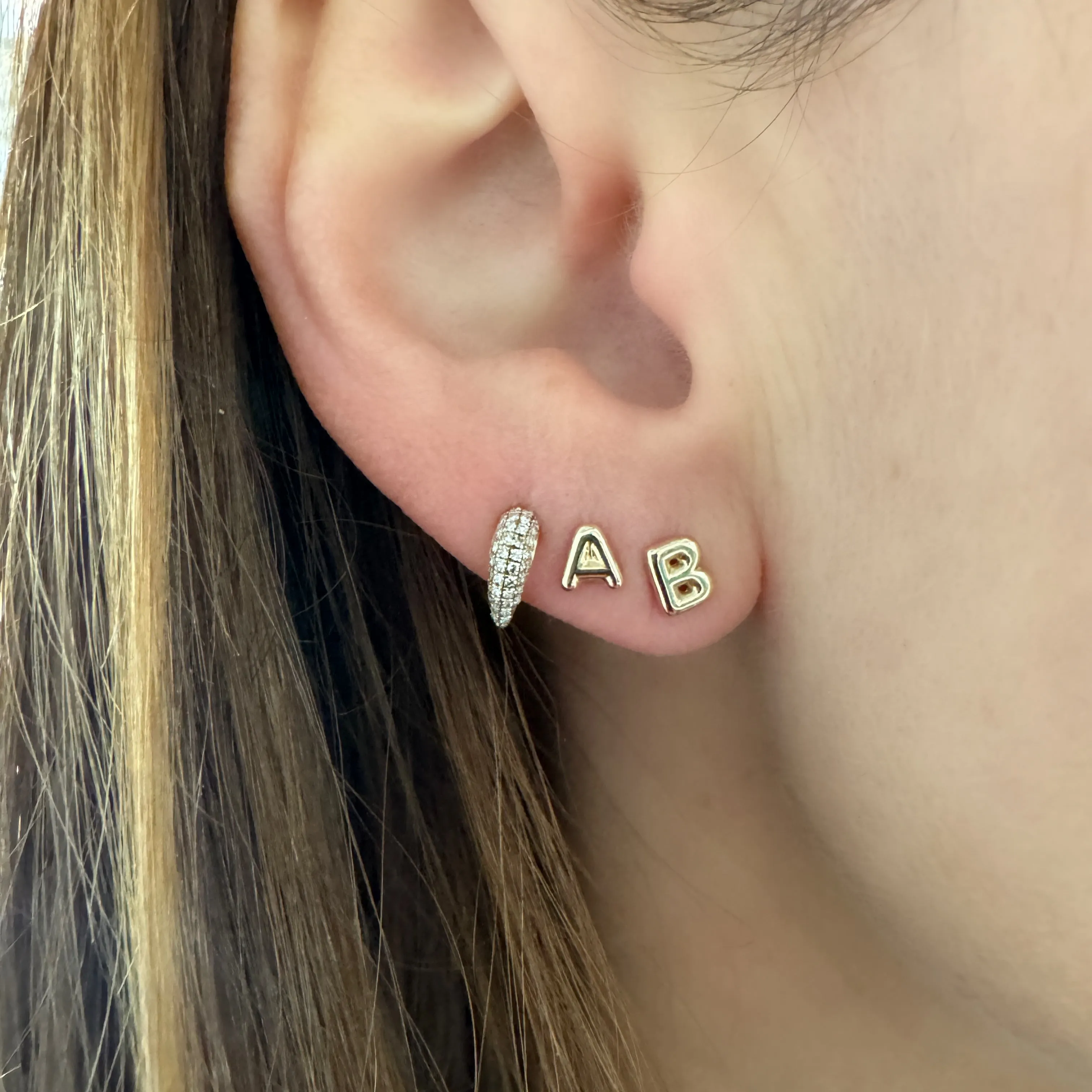 Mini Helium Initial Stud