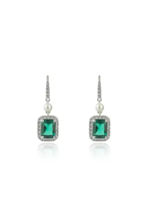 NOLLAIG FRESHWATER PEARL EARRINGS