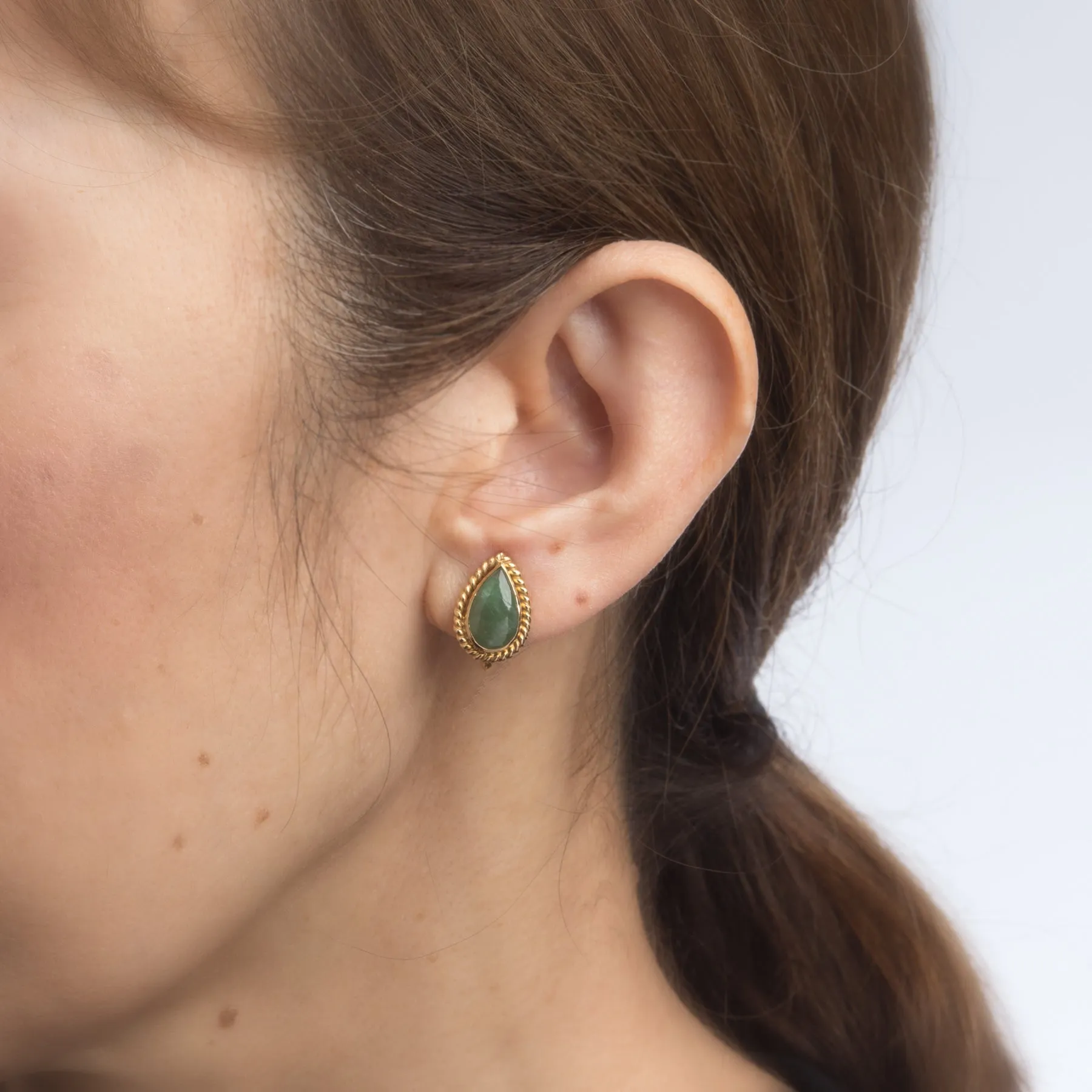 Pear Cut Jade Earrings Vintage 14k Yellow Gold Estate Fine Jewelry Screw Back
