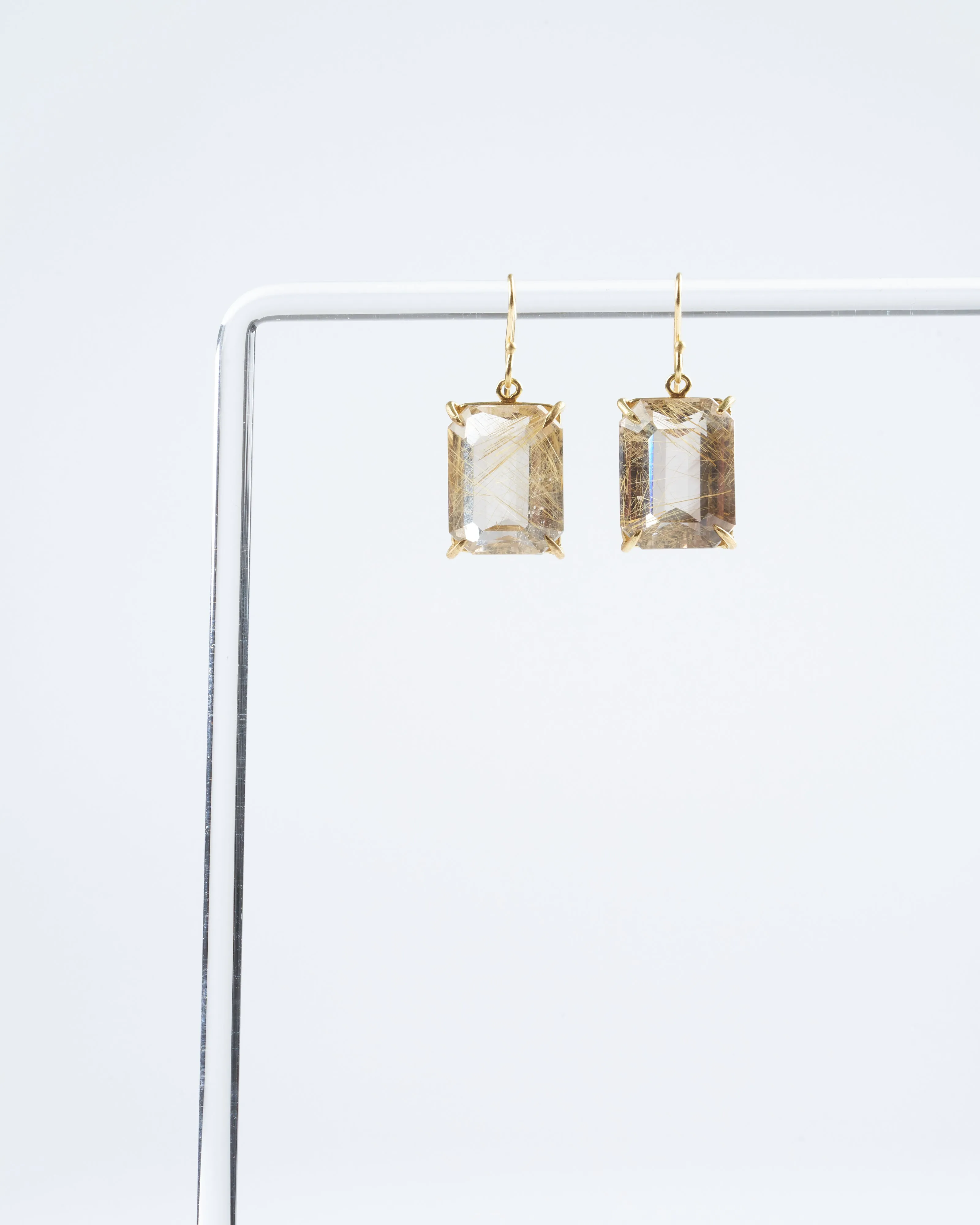 rutilated quartz (emerald cut) earrings - quartz/ gold