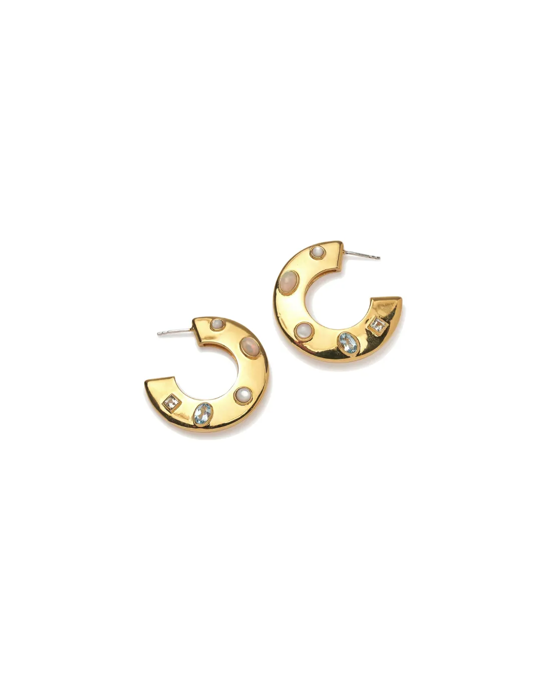 SAUCER HOOPS IN DOTTED PEARL