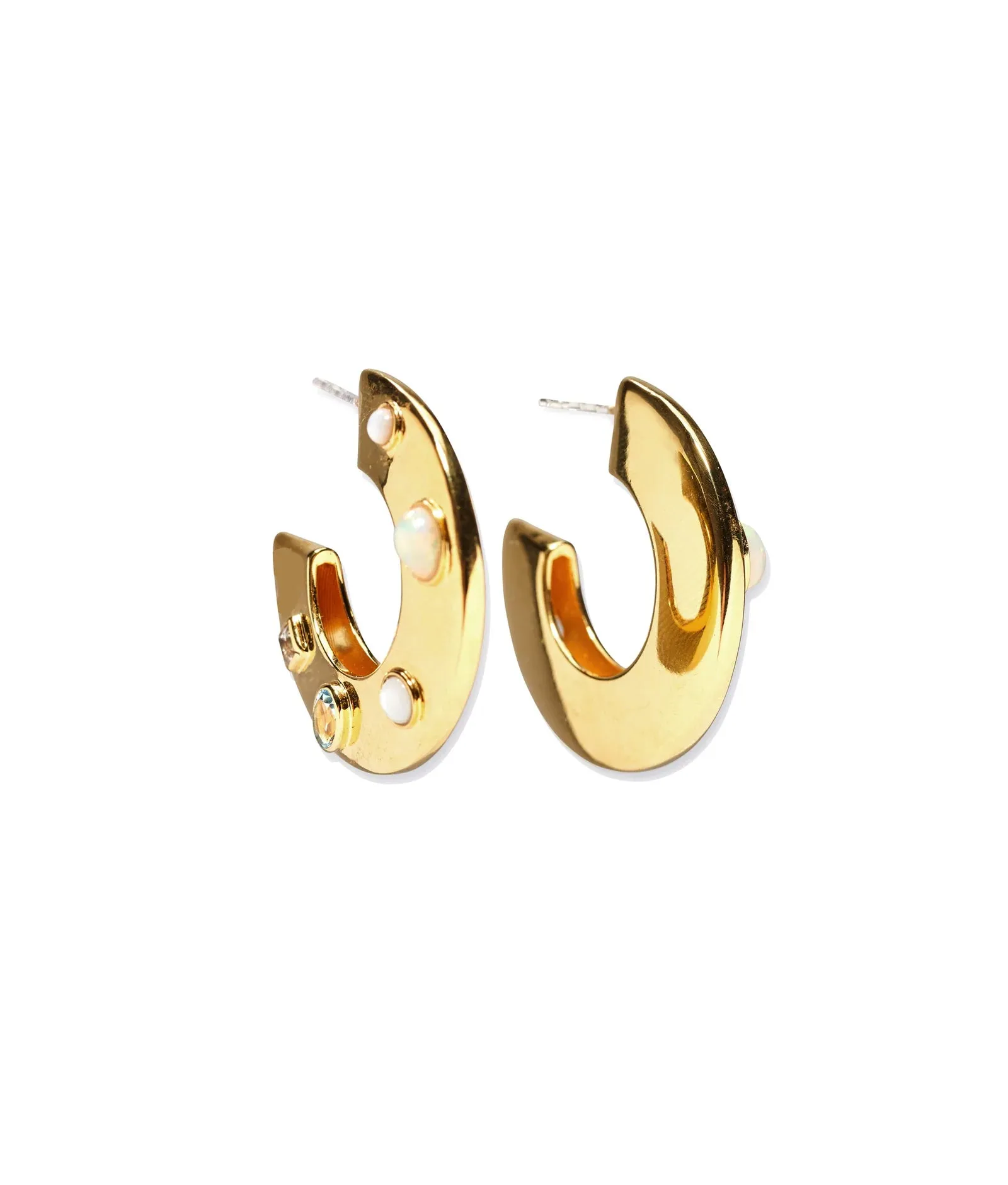 SAUCER HOOPS IN DOTTED PEARL