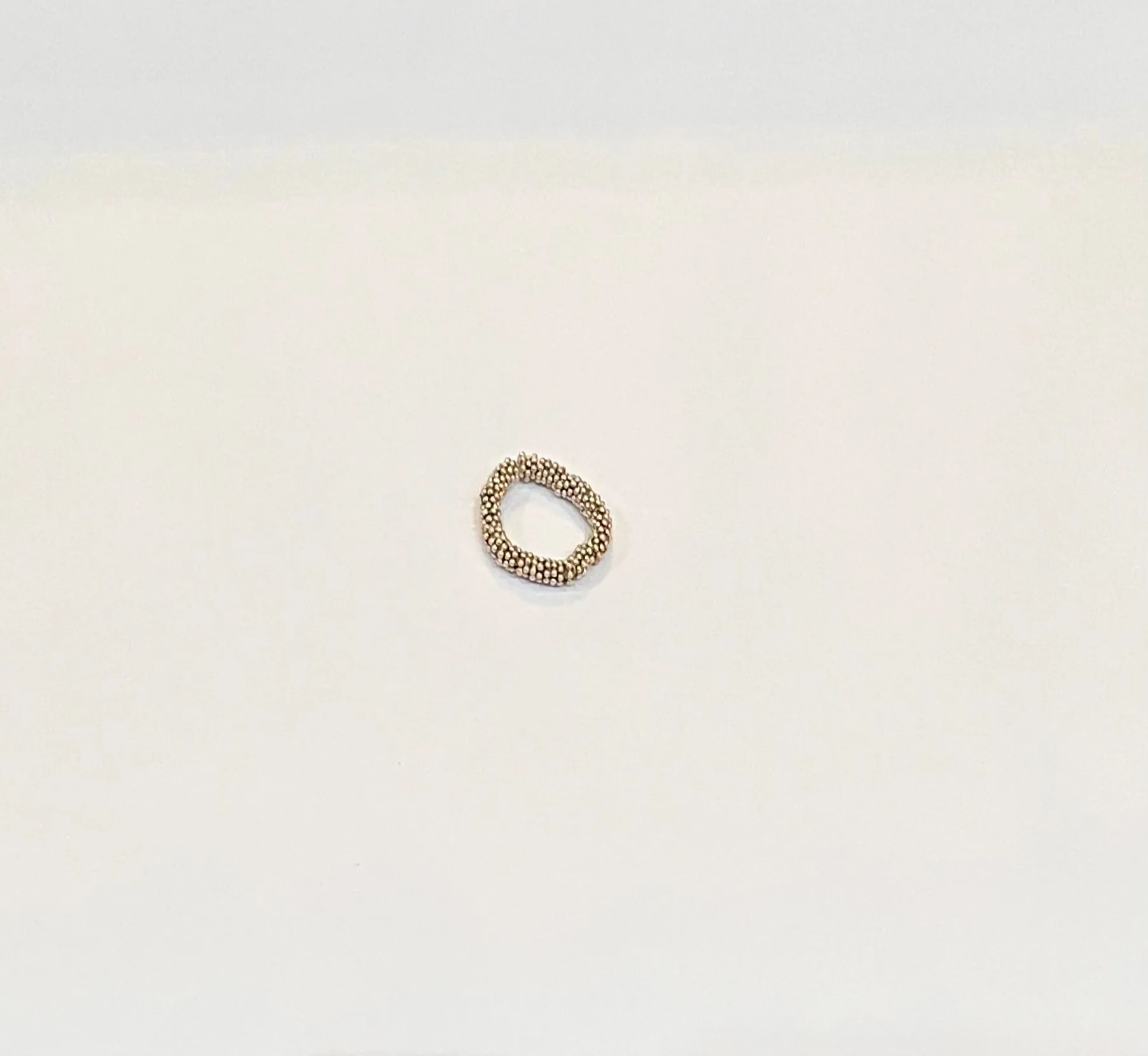 Silver definition stretch ring