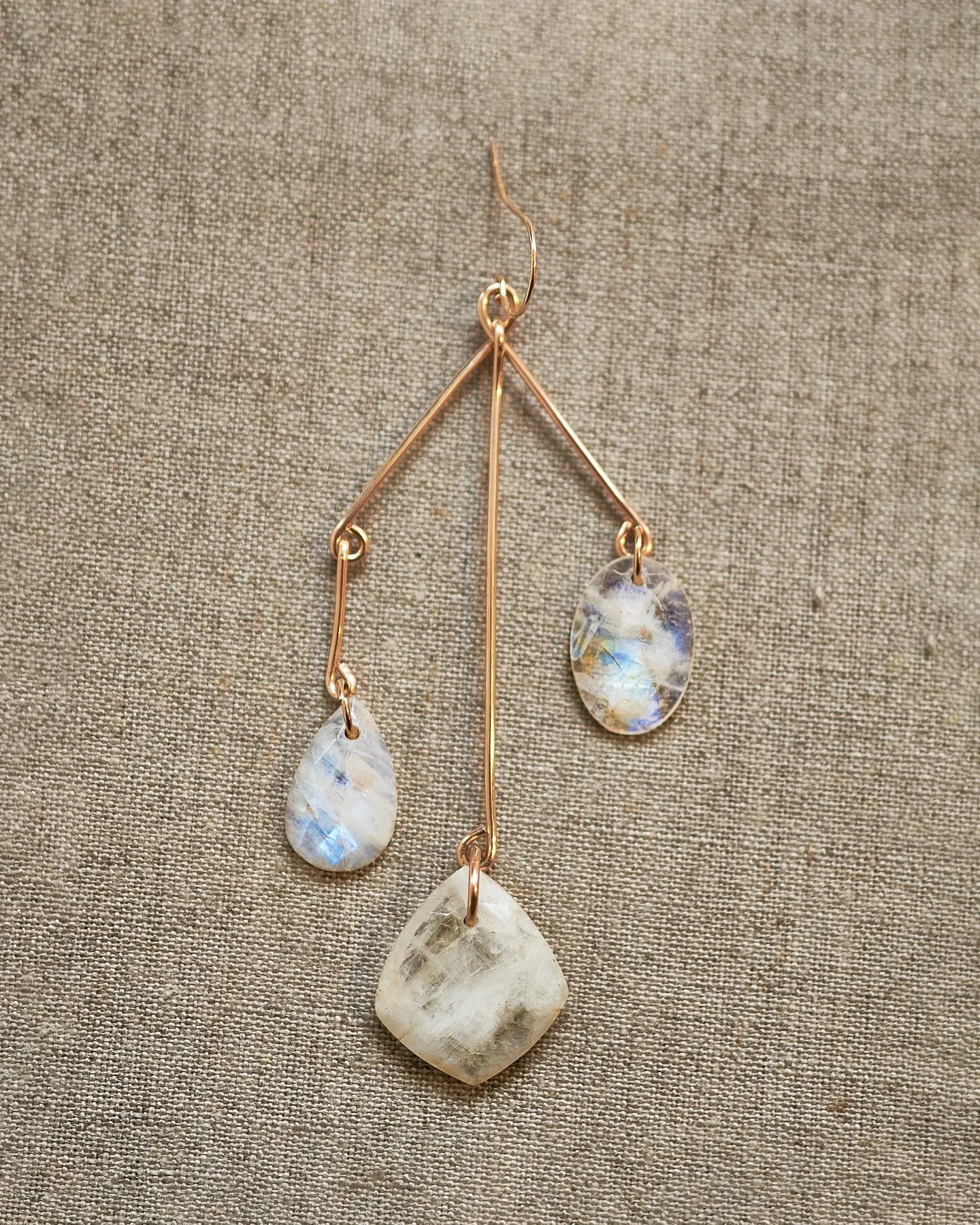 {Single} Trinity Sculpture Rainbow Moonstone Earrings