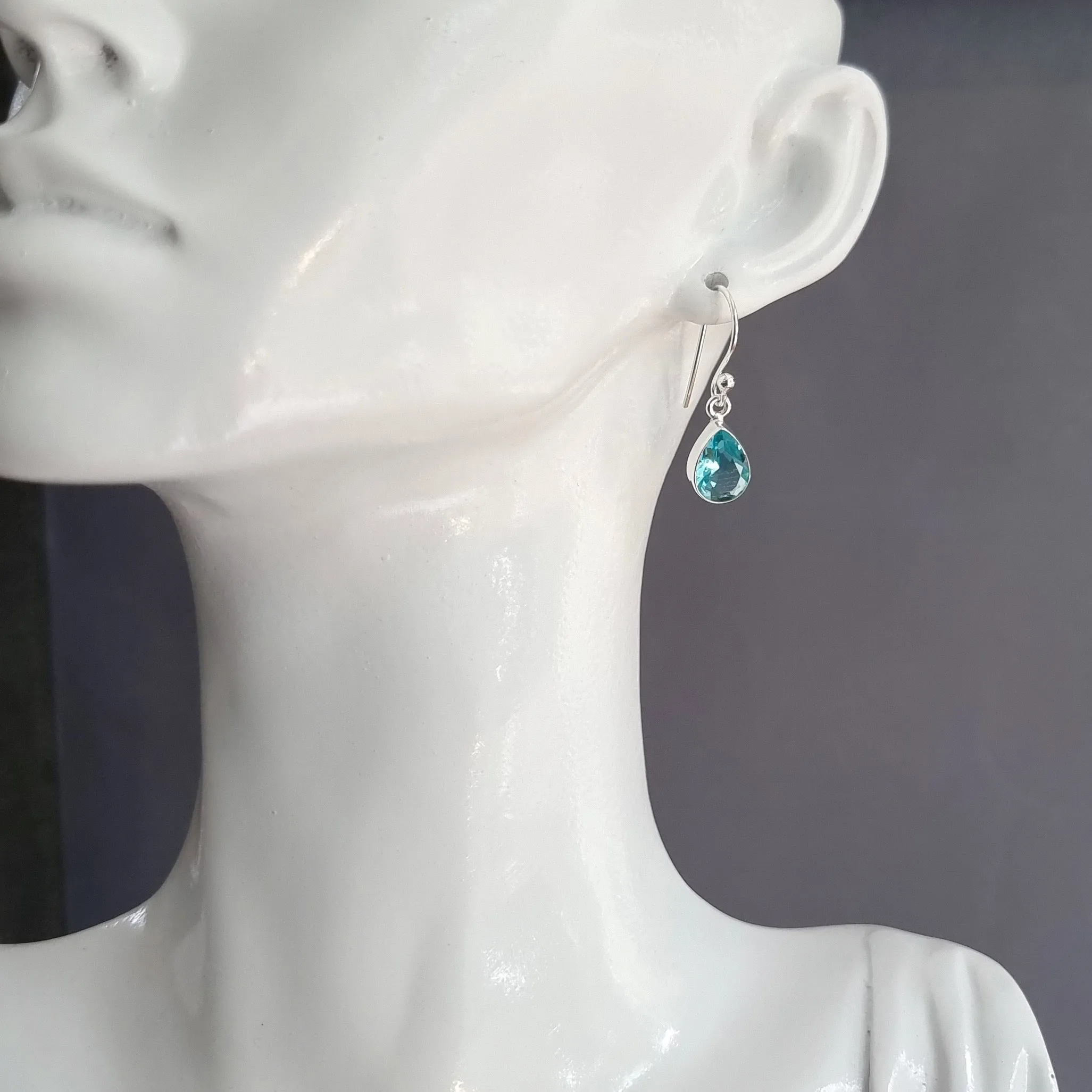 Small Teardrop Blue Topaz Earrings in 925 Sterling Silver, E5BT
