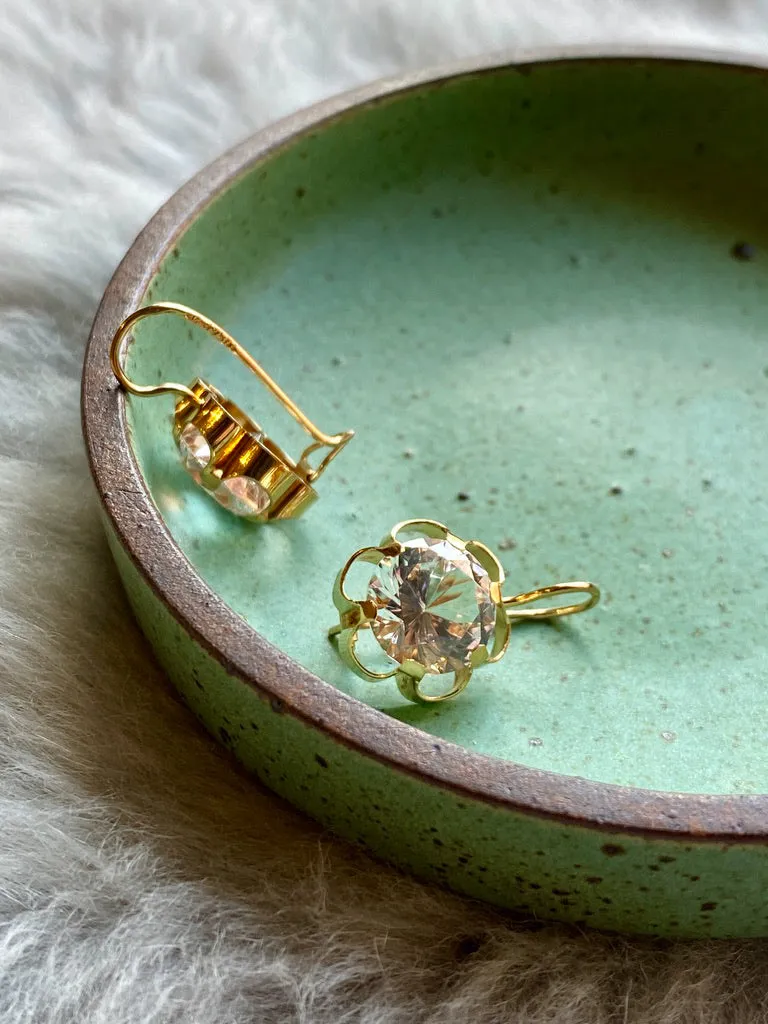 Sparkles!! - White topaz and 18k gold Modernist flower earrings - Vintage Scandinavian