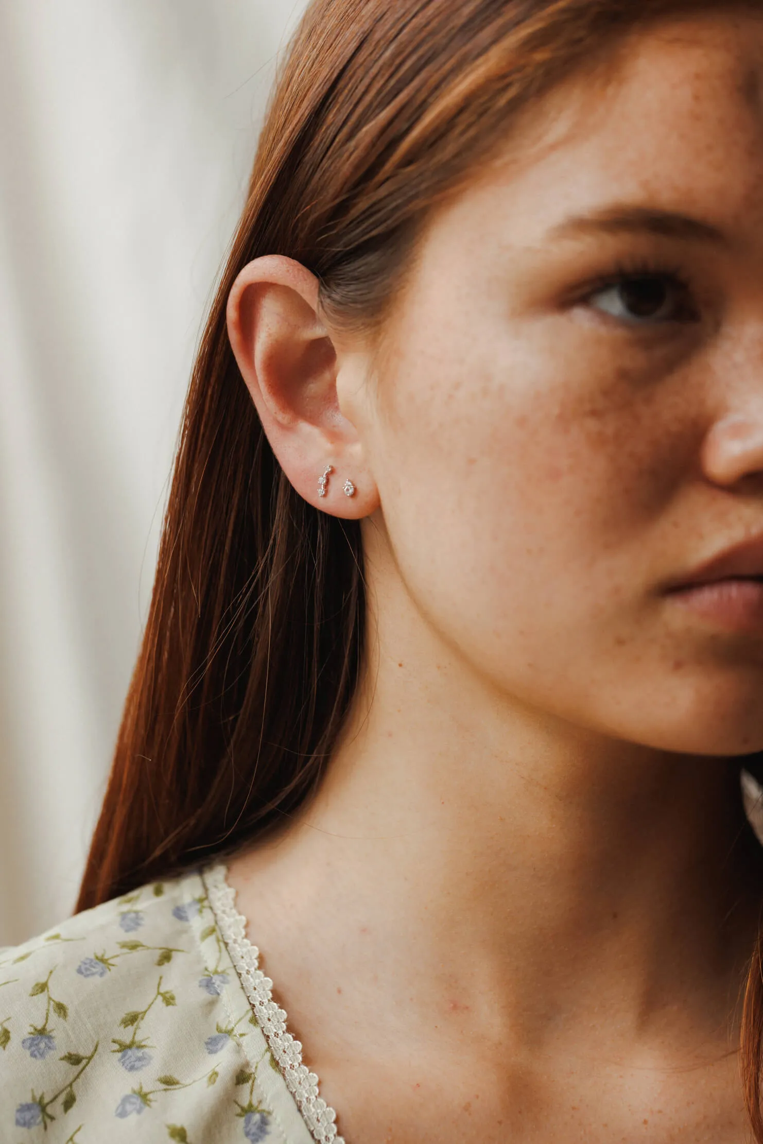 Stargazer White Sapphire Stud Set