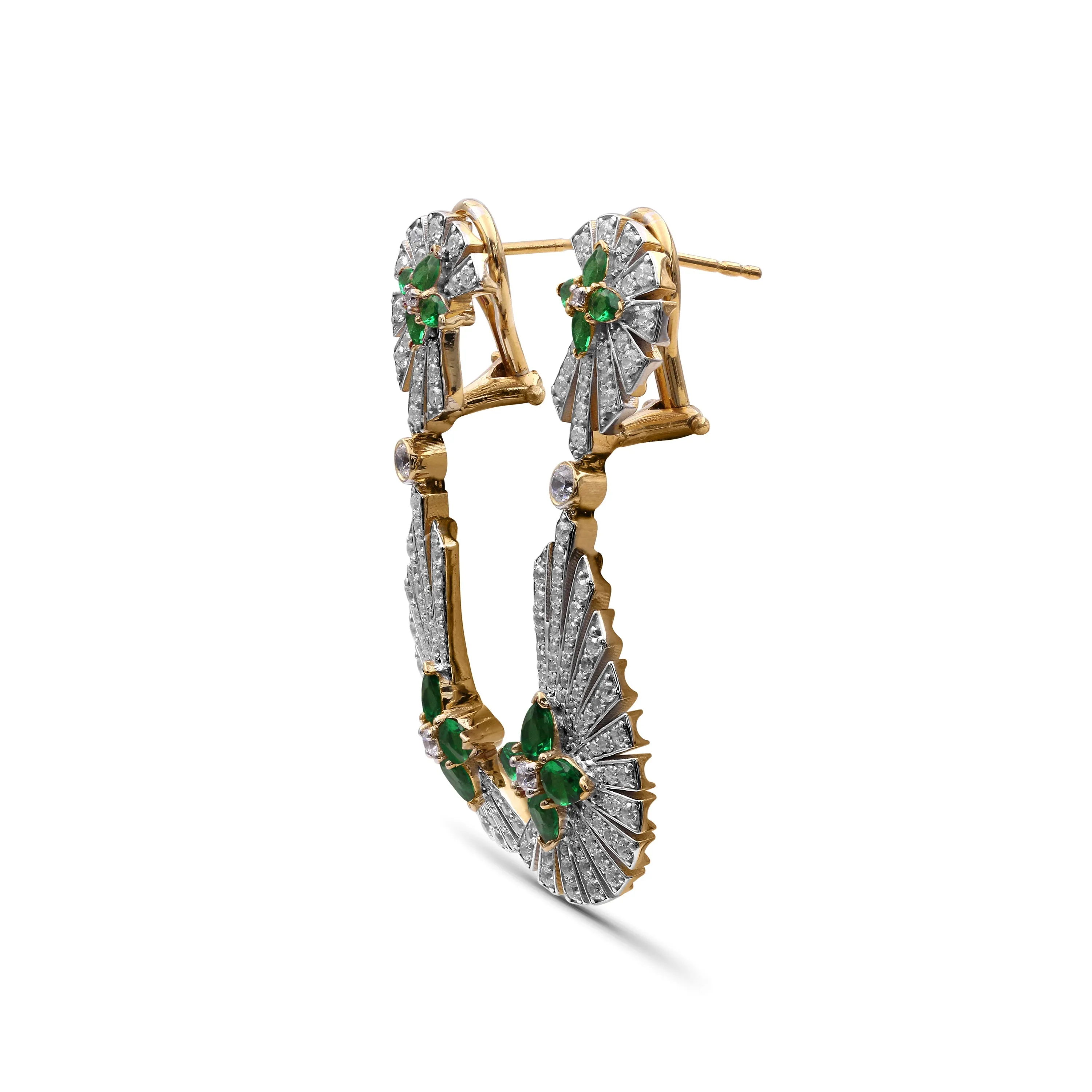 Sunray Emerald 1.60ct and Diamond 2.05ct Earring in 18K Gold