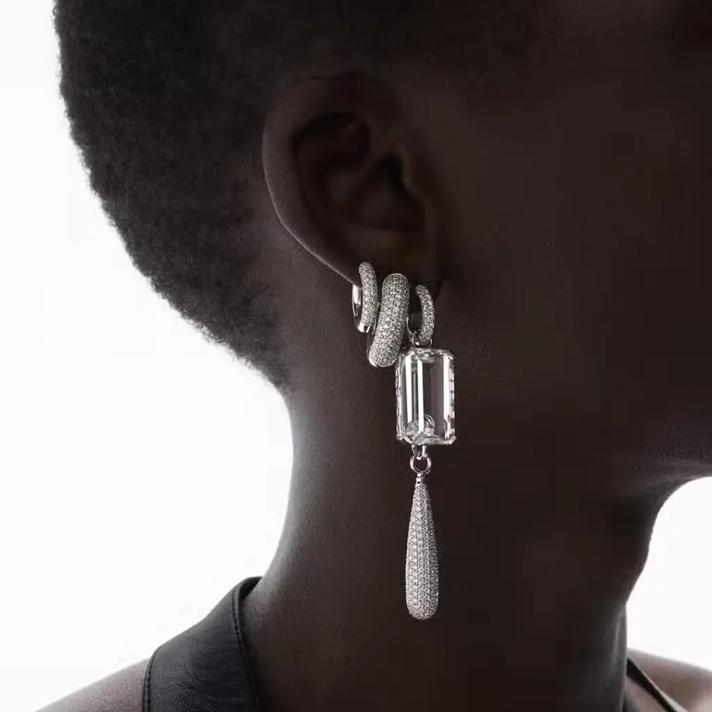 SWEDISH GRACE DROP EARRINGS