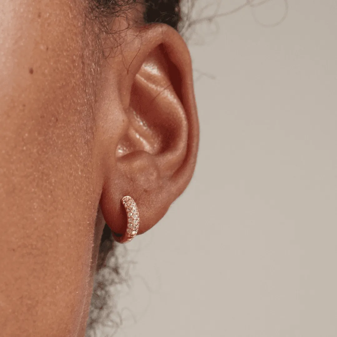 THE AURORA HOOP S - solid gold