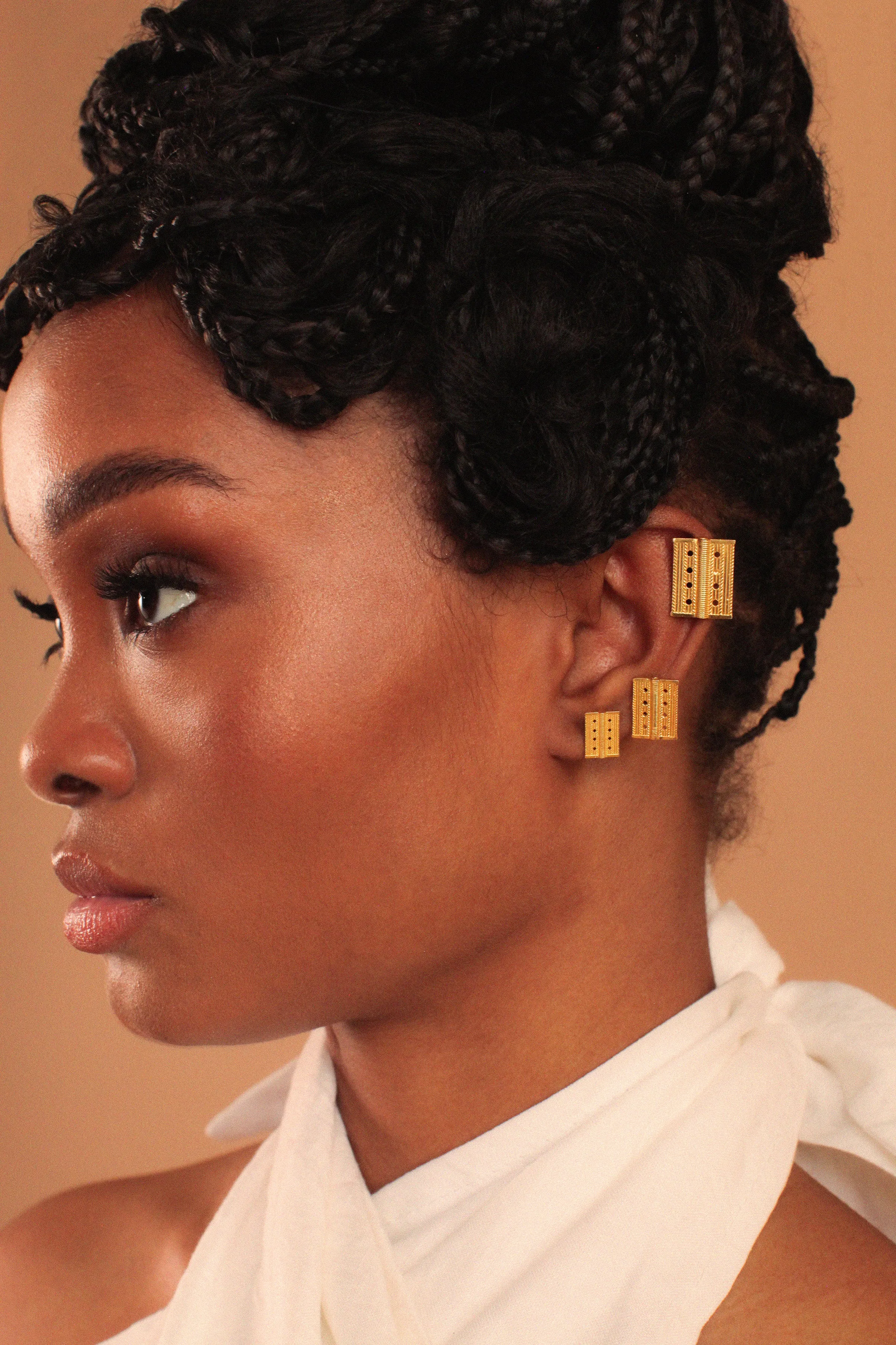 THE BAULE Door Stud Earring III