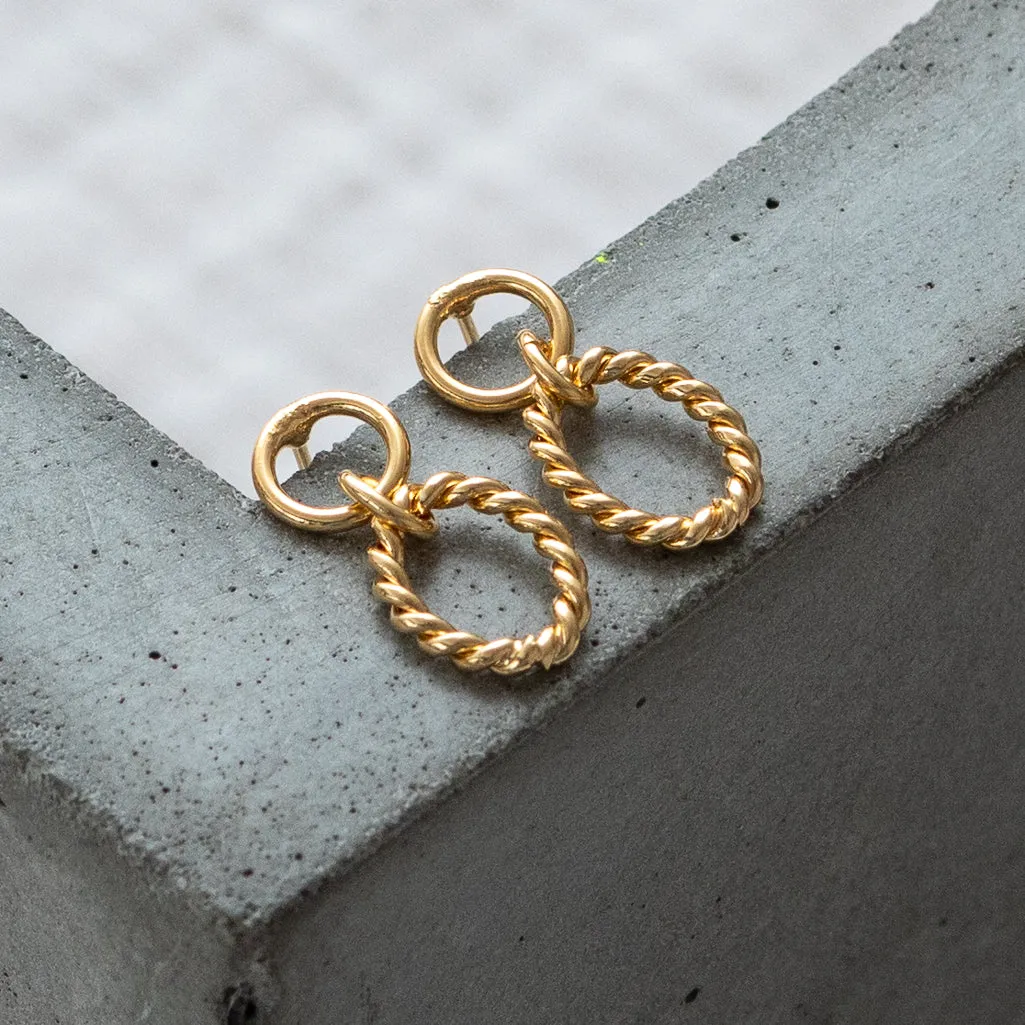 Twisted Ribbed Drop Earring