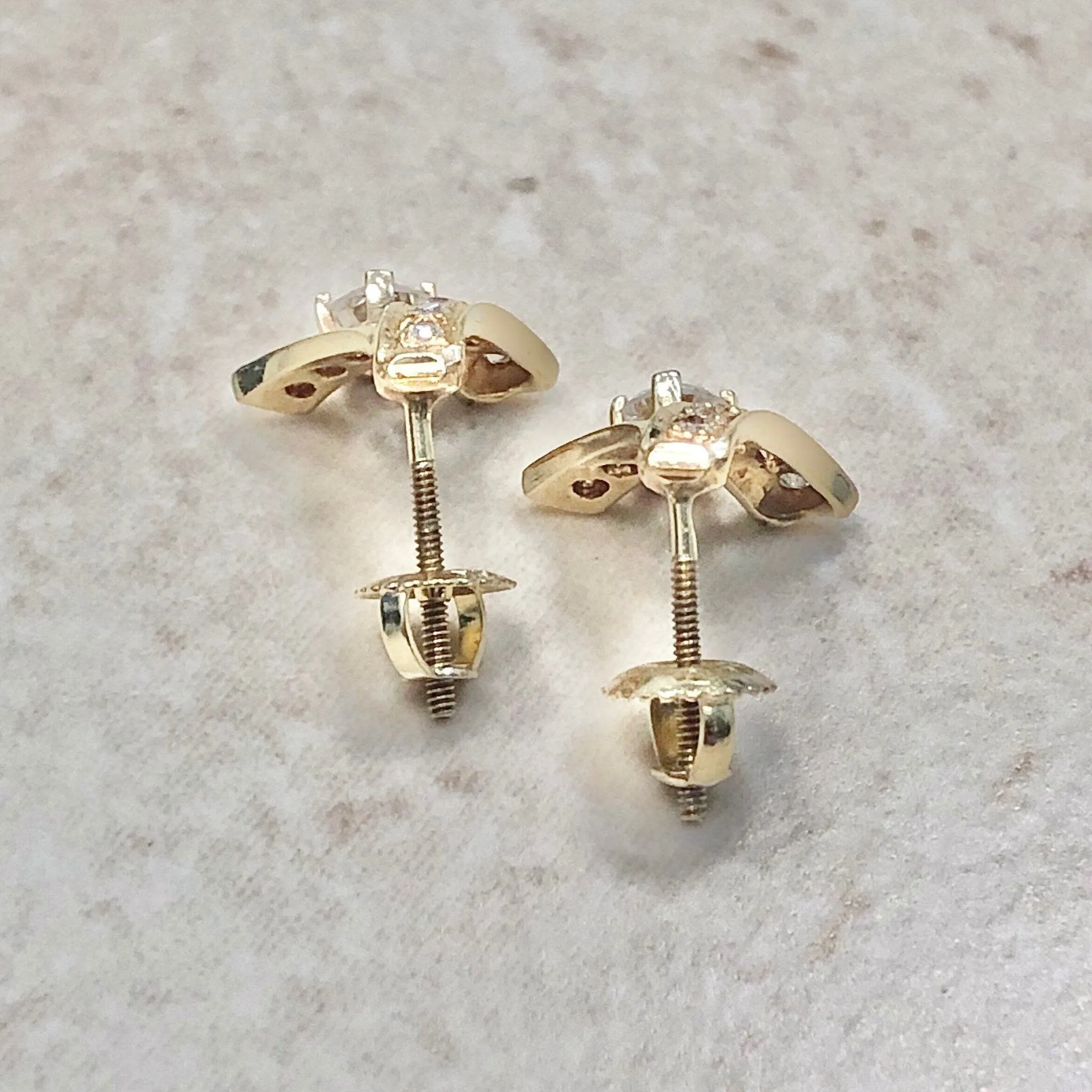Vintage 14 Karat Yellow Gold 0.55 Carat Diamond Crossover Earrings