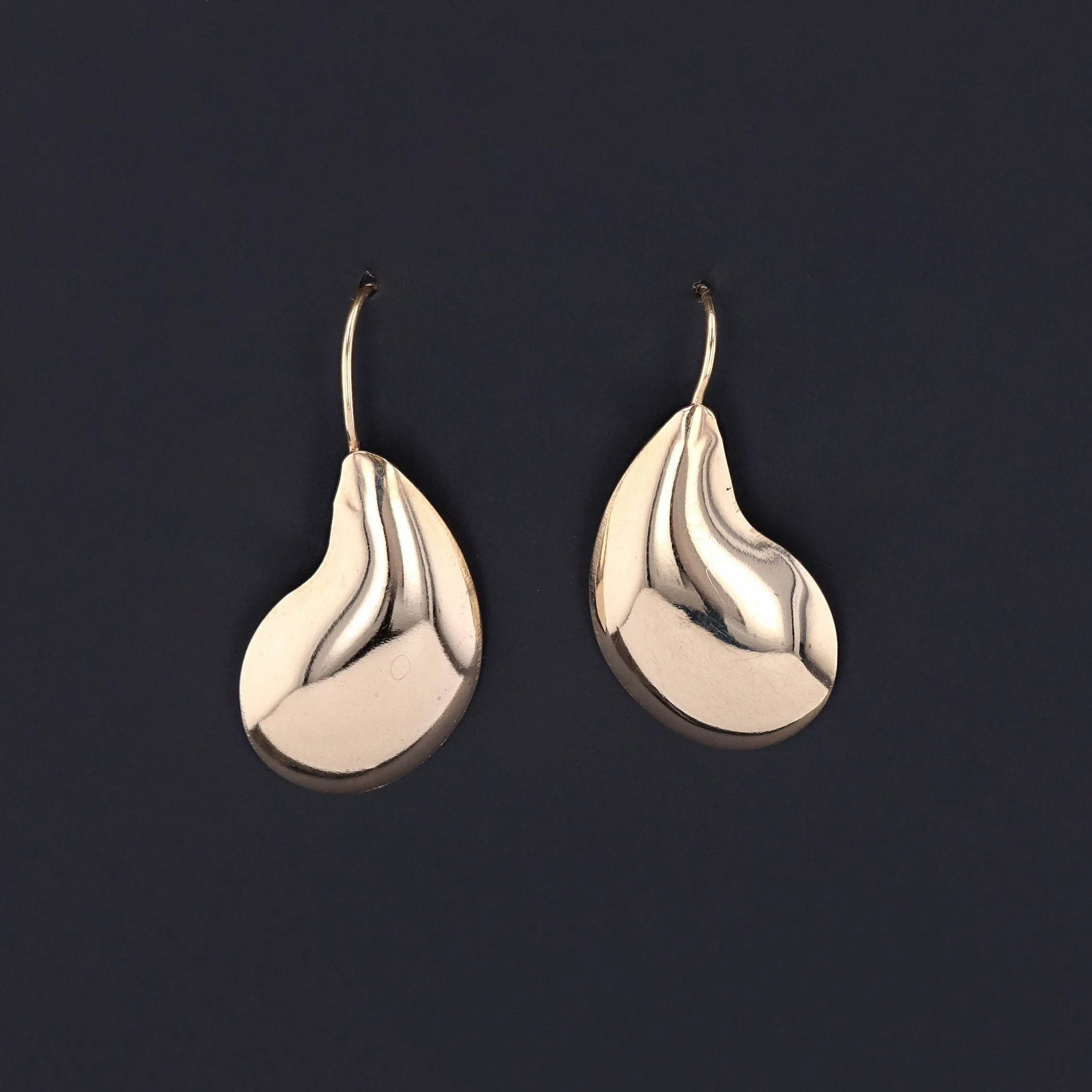 Vintage Kidney Bean Earrings of 14k Gold