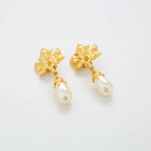 Vintage Leaf Pearl Drop Earrings